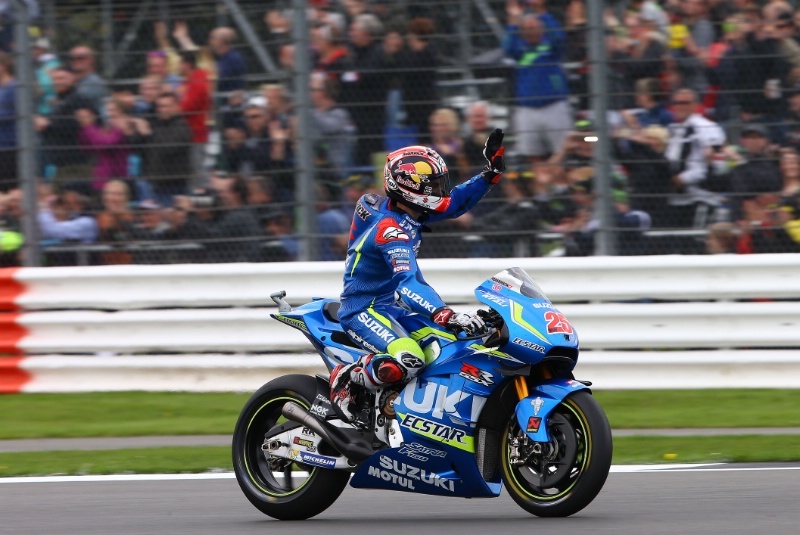 MotoGP 2016 chang 12: Chien thang dau tien cho Suzuki hinh anh