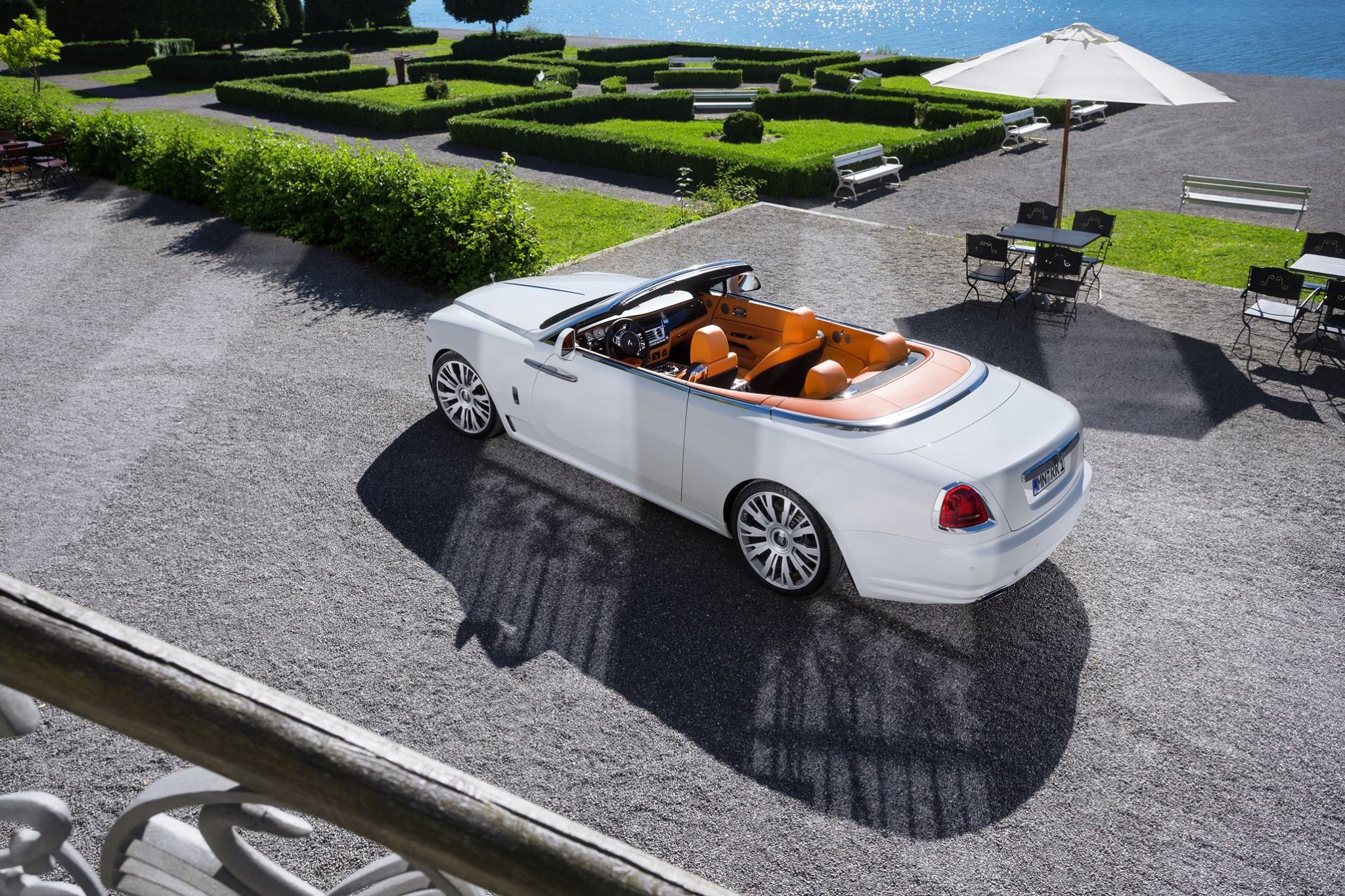 Rolls-Royce Dawn do anh 2