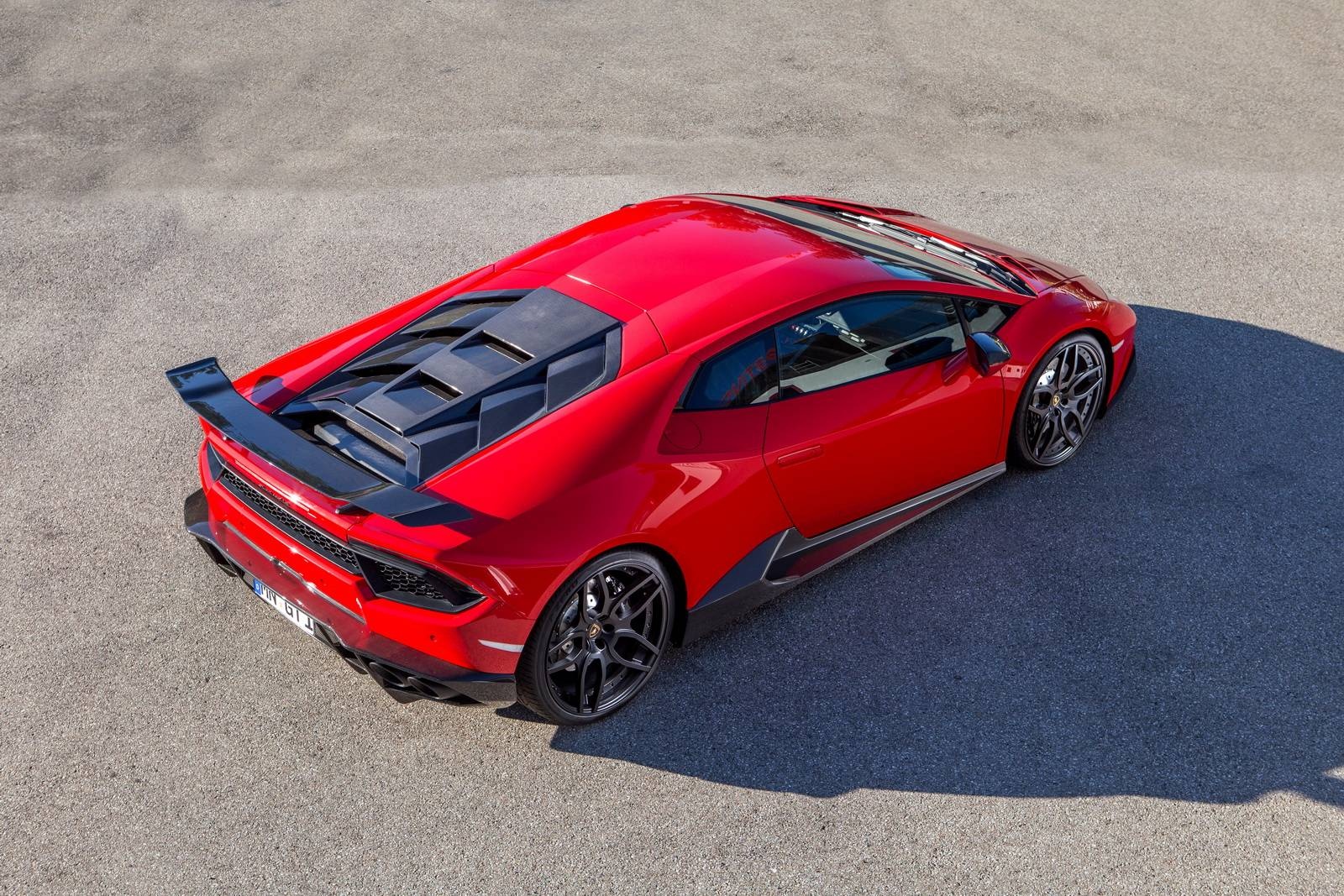 Lamborghini Huracan cau sau do anh 3