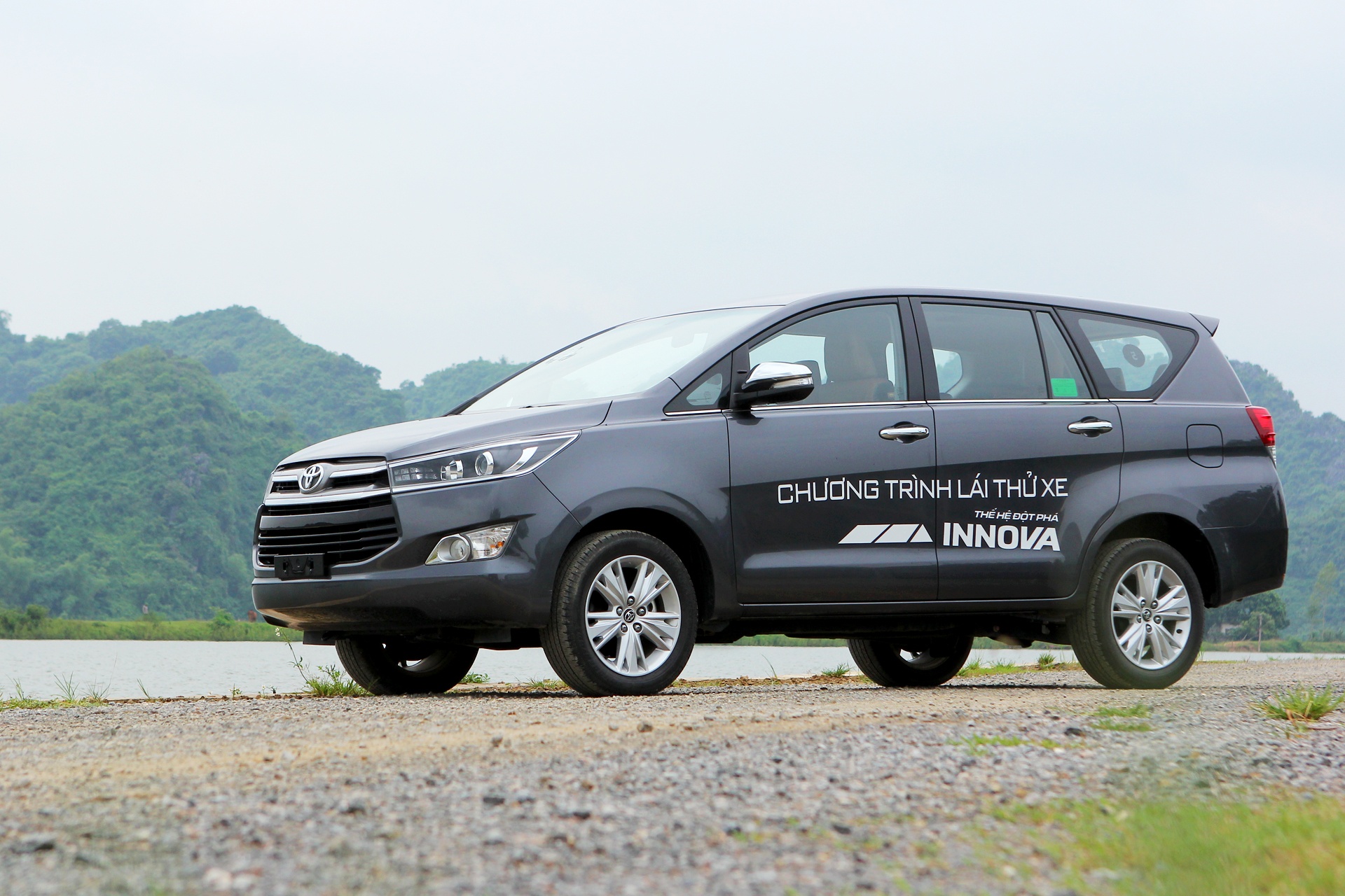 Danh gia Toyota Innova 2016: Chuyen minh toan dien hinh anh