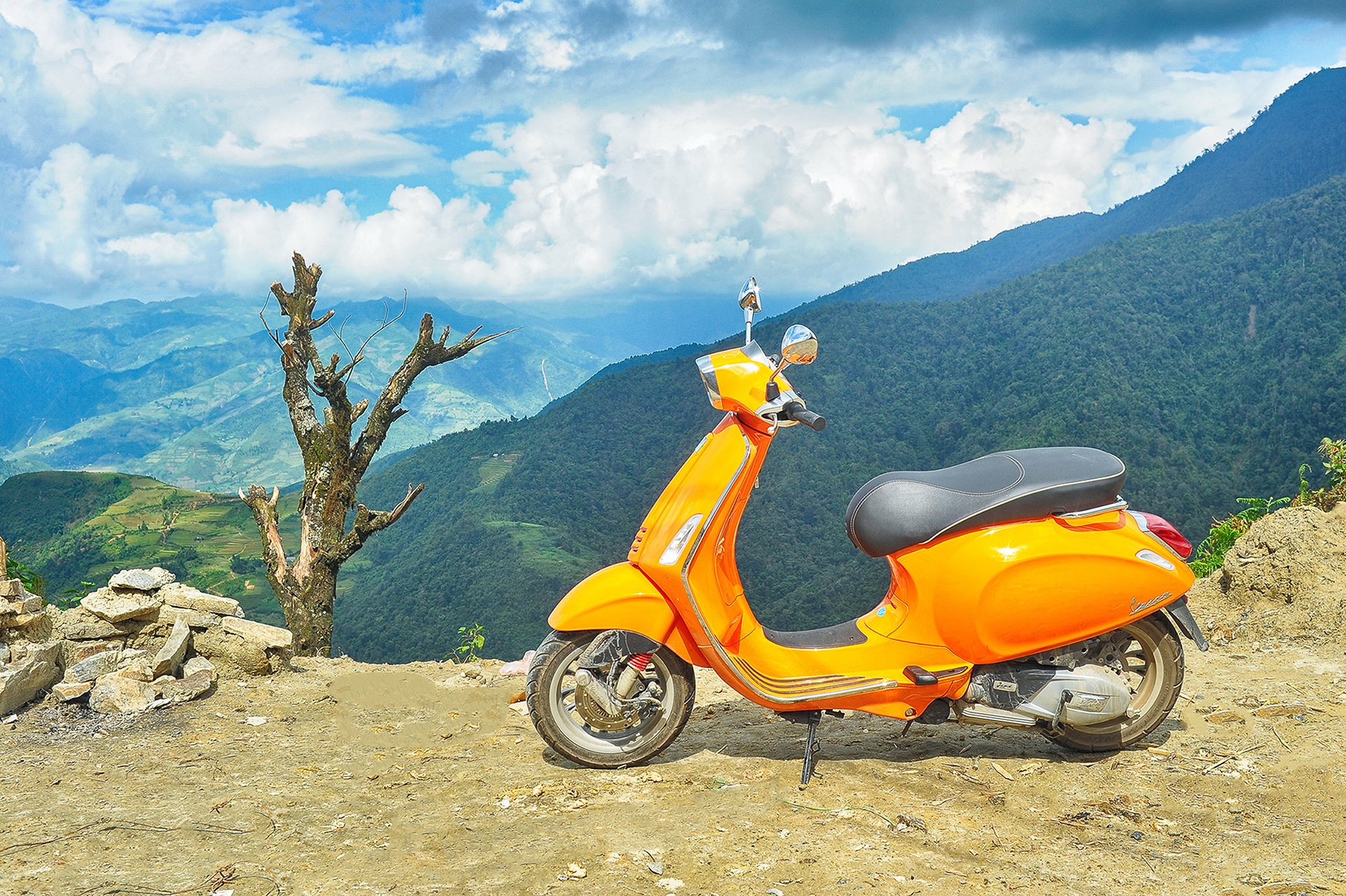 Phuot bang xe Vespa anh 17
