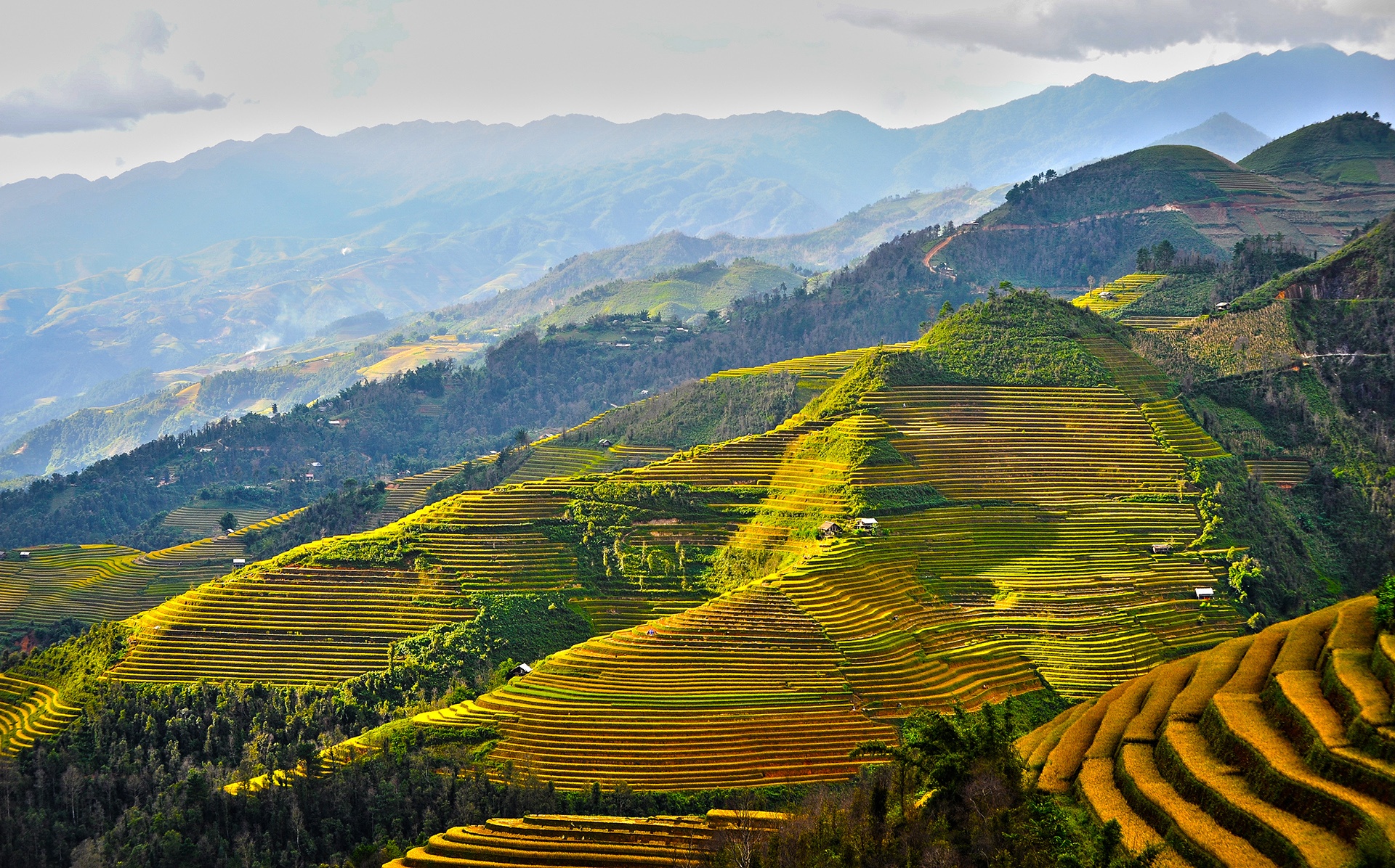 Phuot bang xe Vespa anh 1