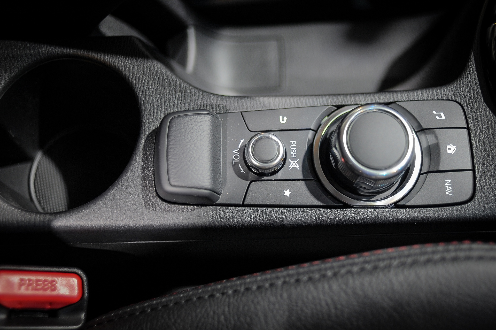 Mazda cx-3 tai Viet Nam anh 12