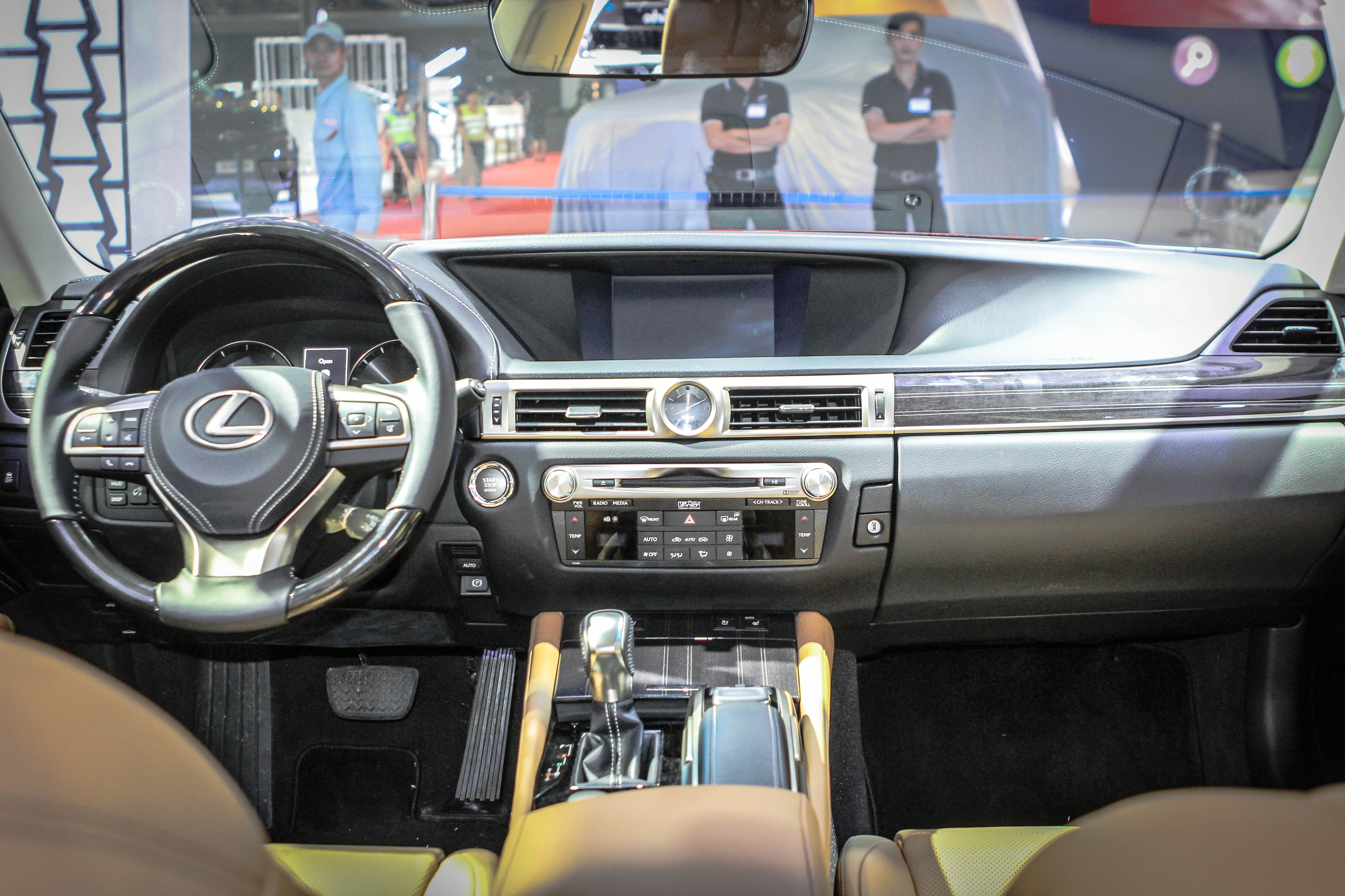 Lexus GS 200t Turbo 2016 tai Viet Nam anh 7