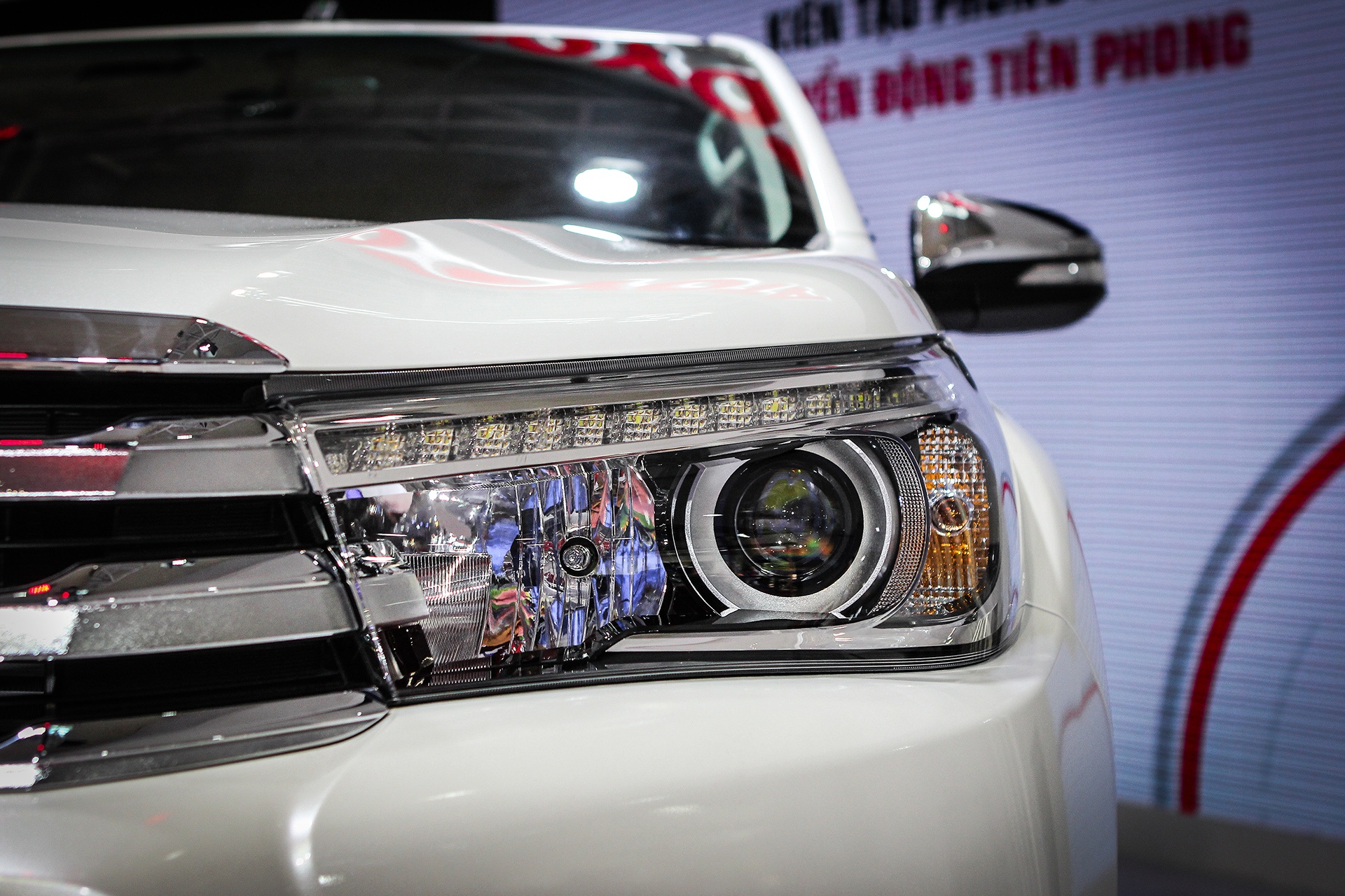 Toyota Hilux 2016 tai Viet Nam anh 4