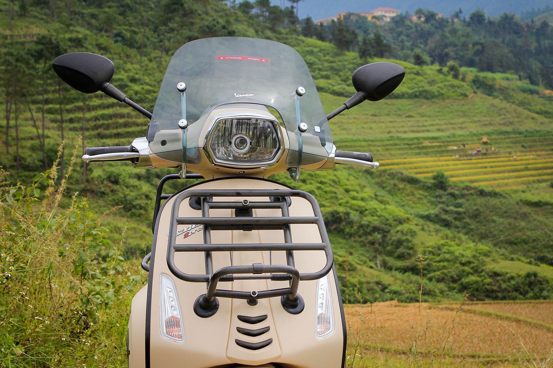 Vespa Sprint ABS Adventure tai Viet Nam anh 5