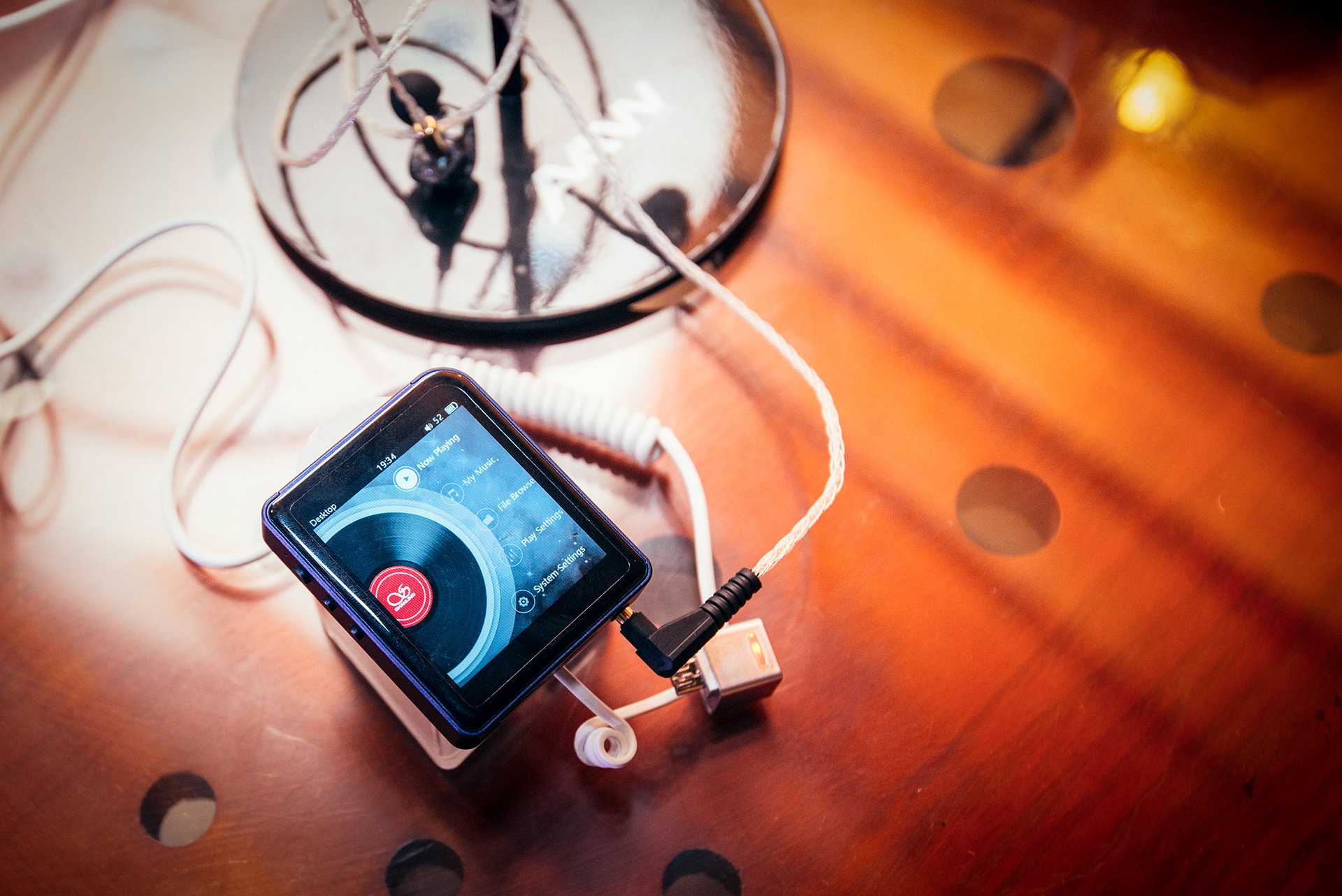 Tai nghe custom tai Viet Nam anh 9