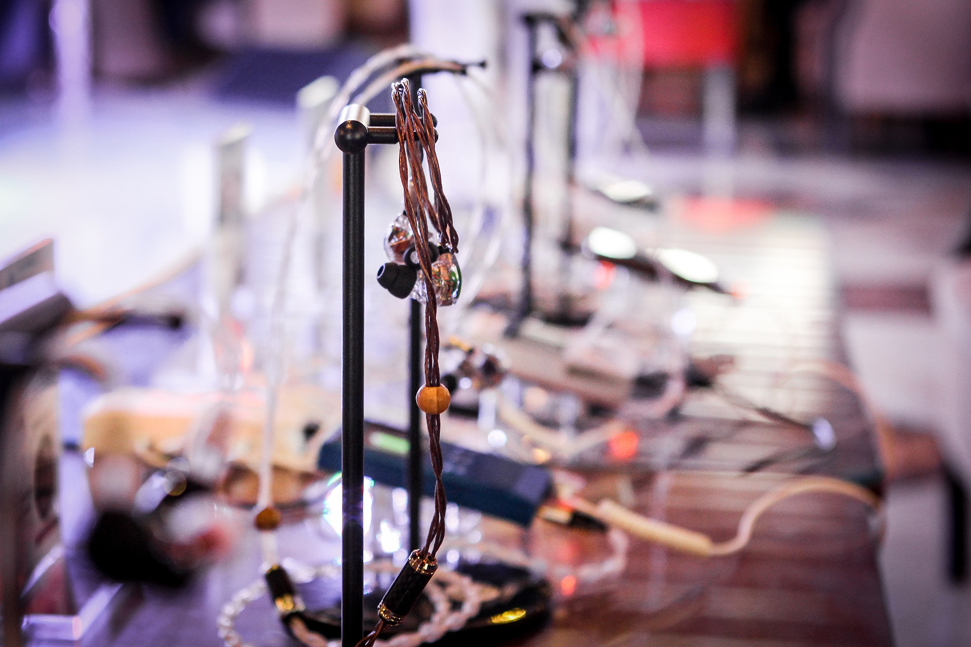 Tai nghe custom tai Viet Nam anh 3