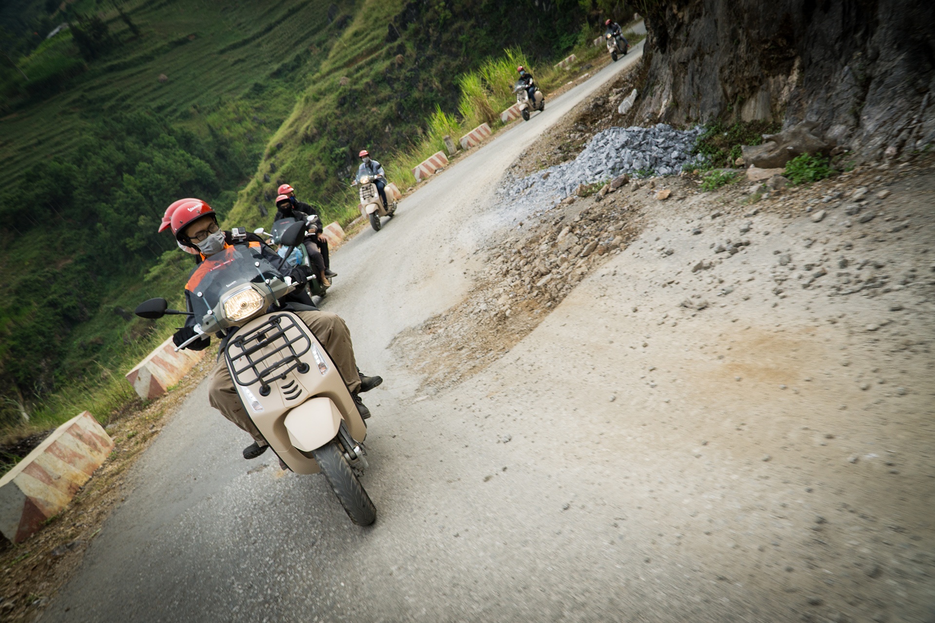 Vespa Sprint ABS Adventure anh 5