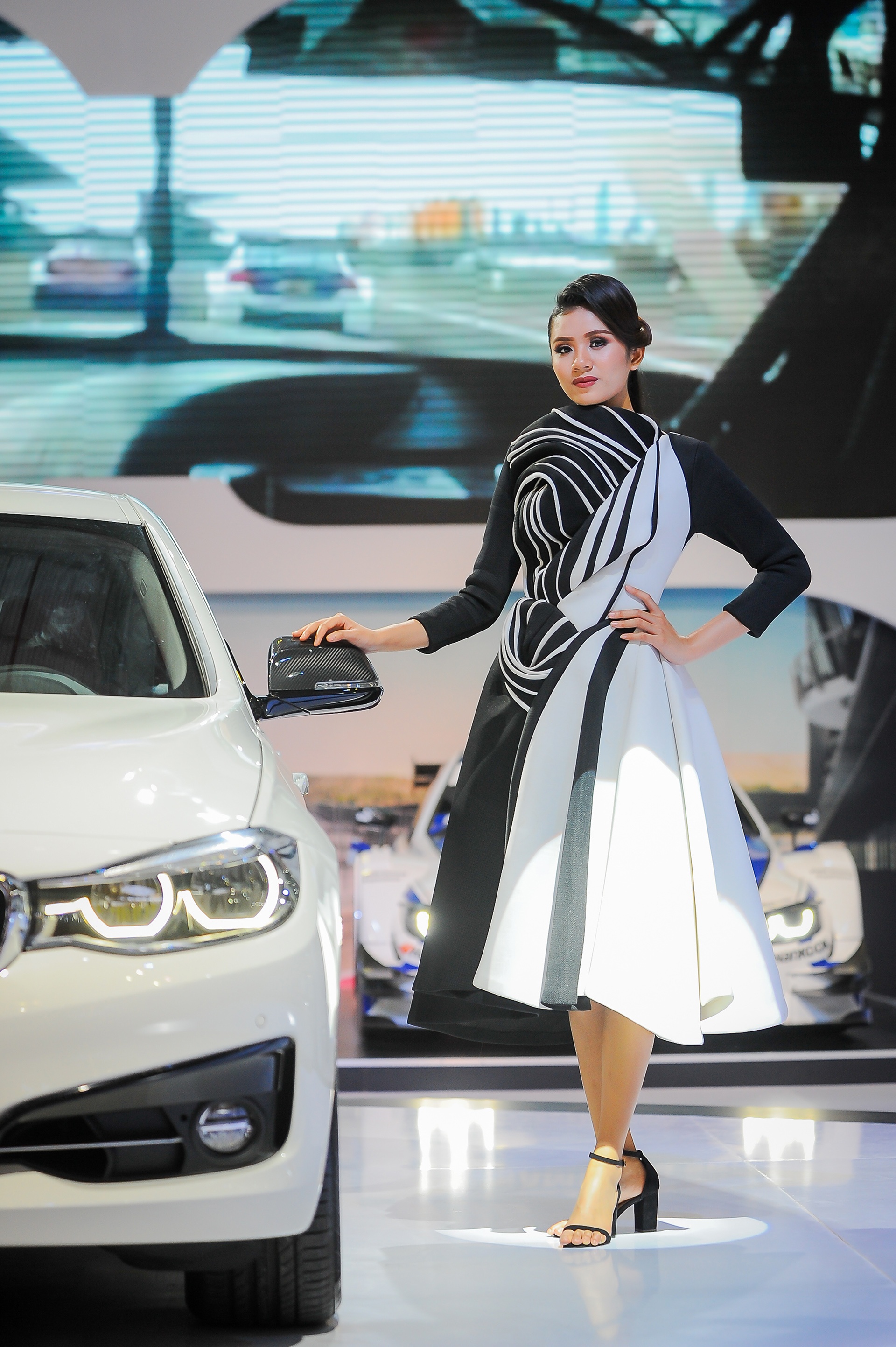 Triển lãm Vietnam International Motors Show 2016 ảnh 11 Trien lam Vietnam International Motors Show 2016 anh 11