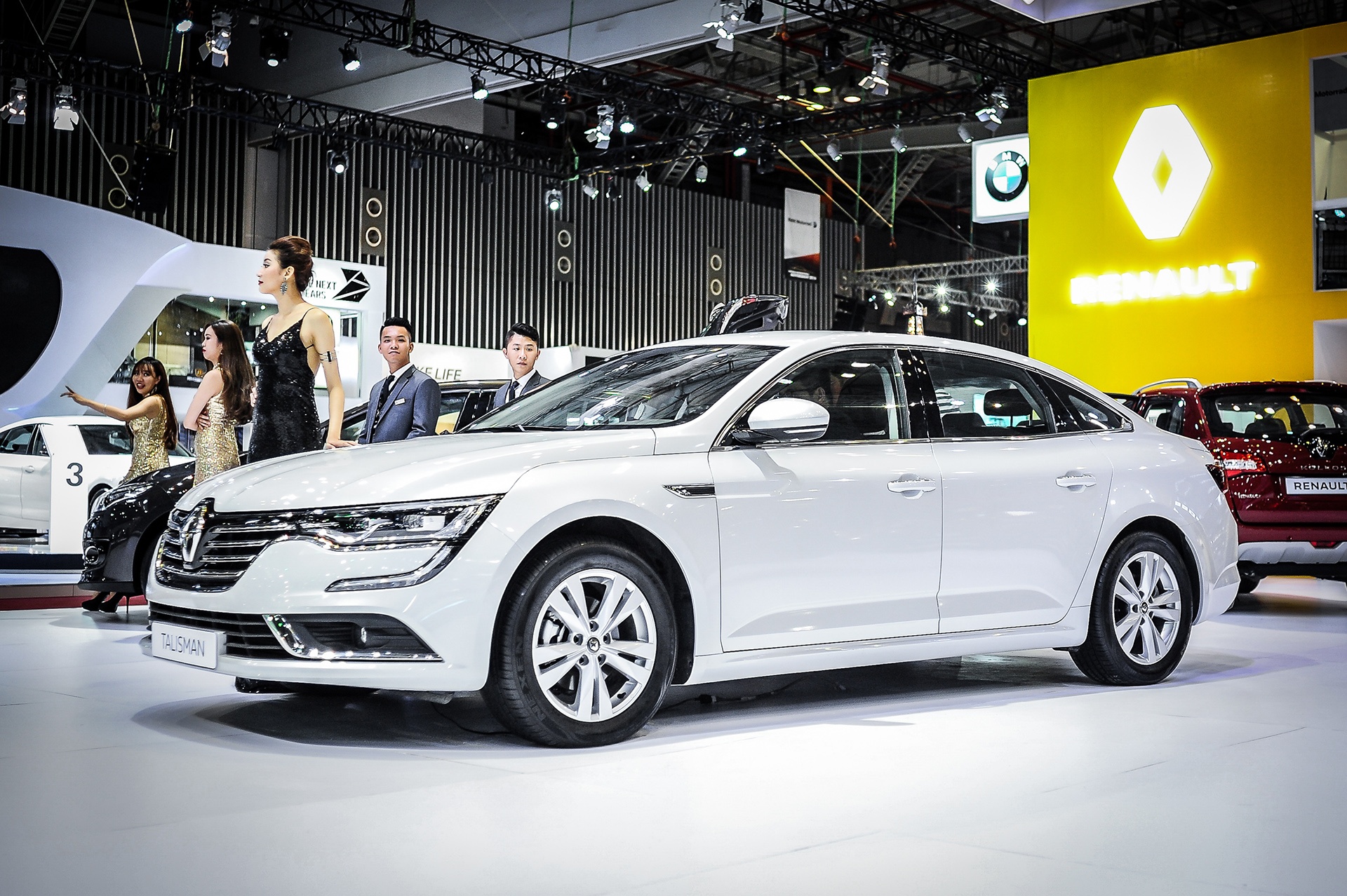 Xe Phap lep ve truoc oto Duc anh 5