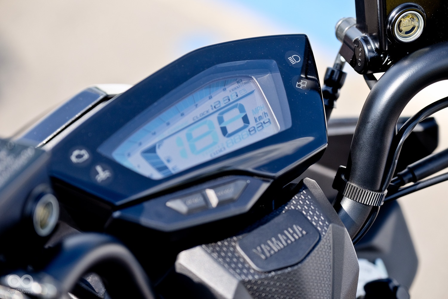 xe tay ga Yamaha Force 2017 ra mat anh 6