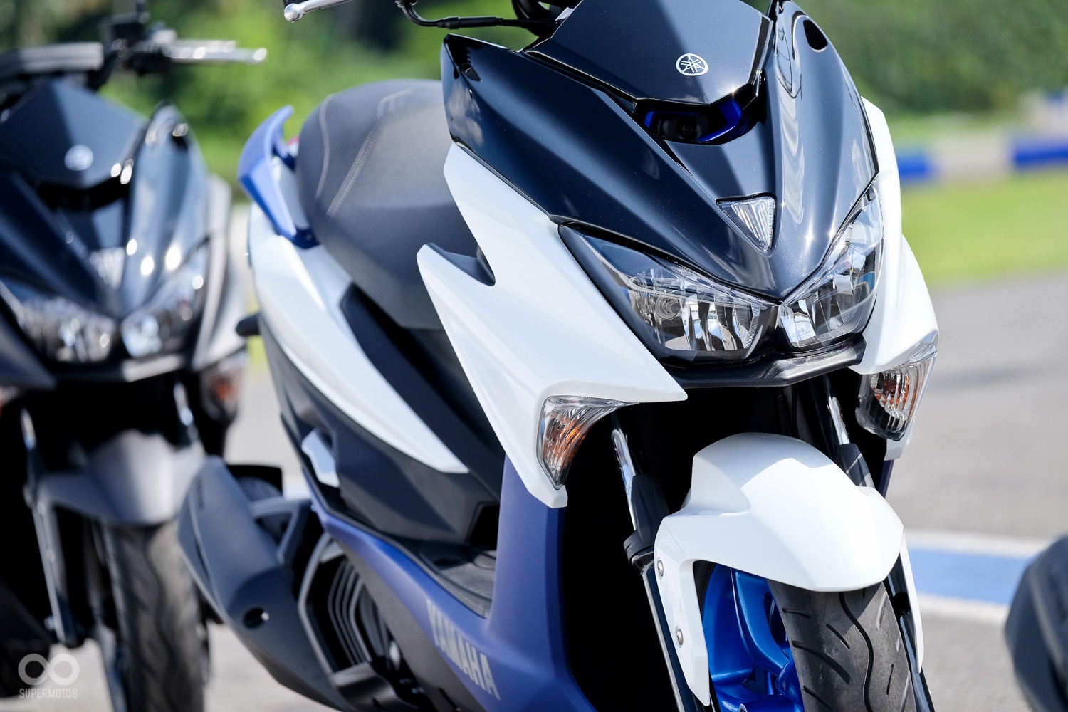 xe tay ga Yamaha Force 2017 ra mat anh 4