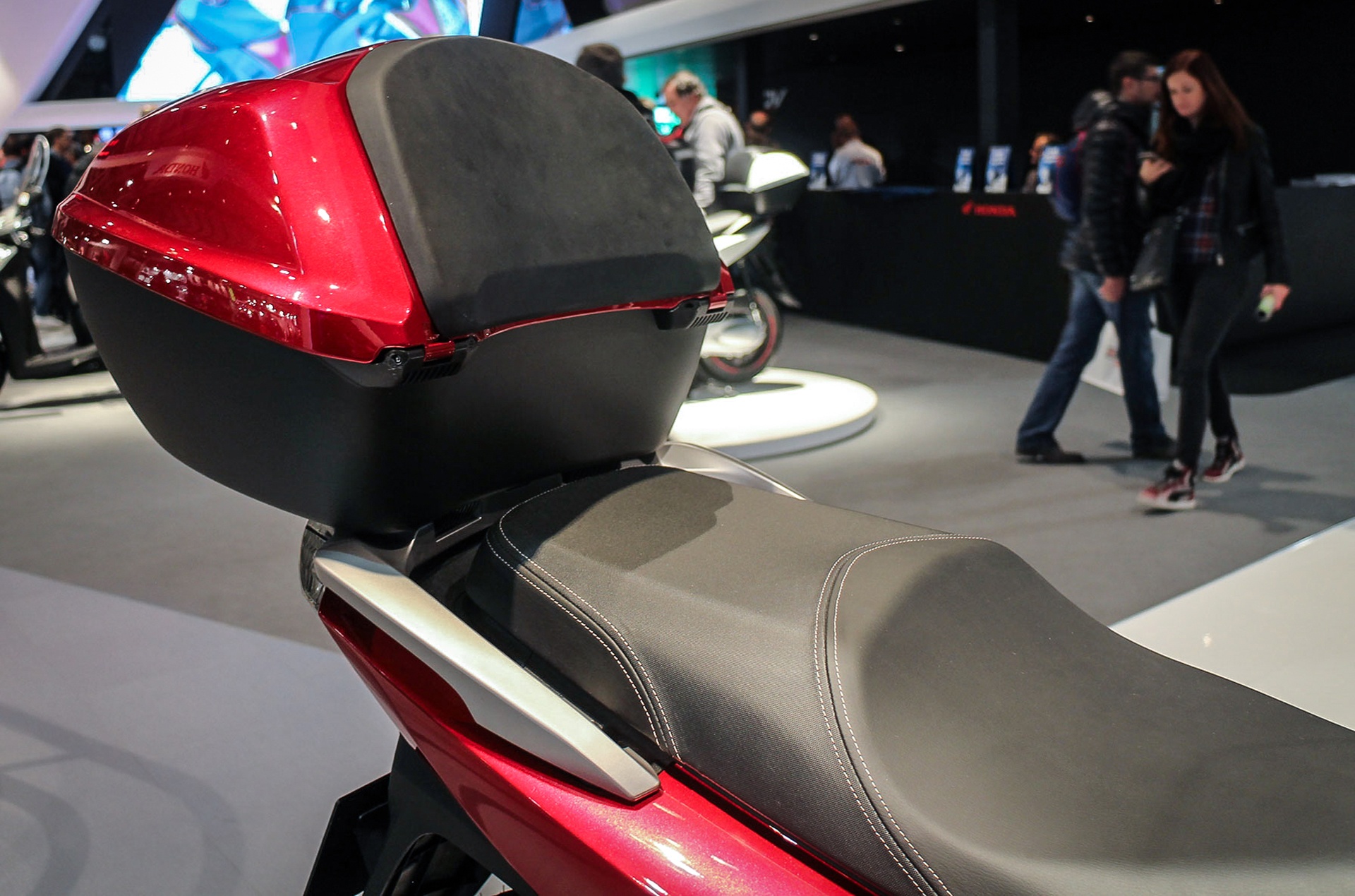 Honda SH 125i 2017 chau Au anh 5