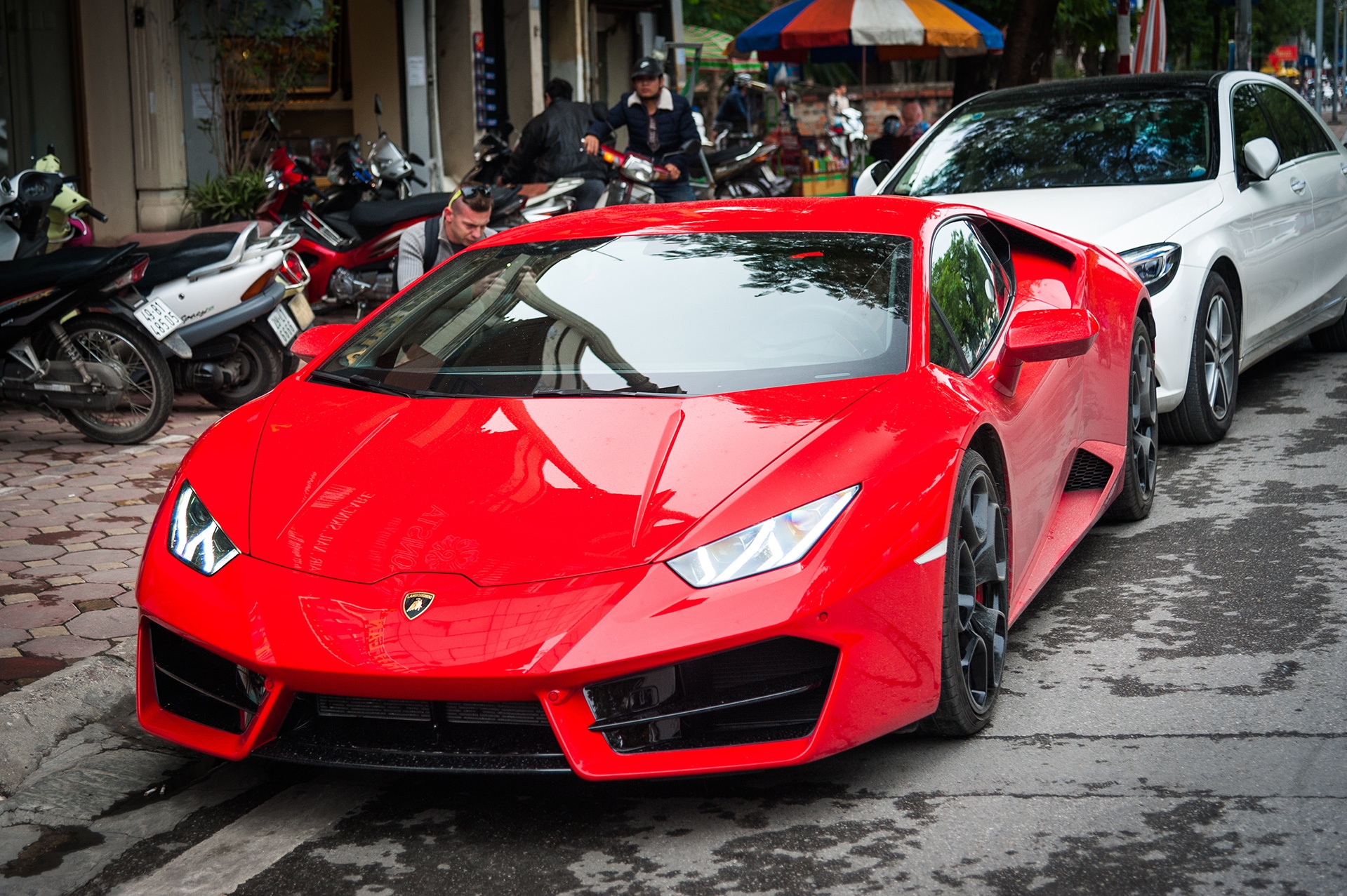 Lamborghini Huracan LP580-2 tại Hà Nội ảnh 2 Lamborghini Huracan LP580-2 tai Ha Noi anh 2