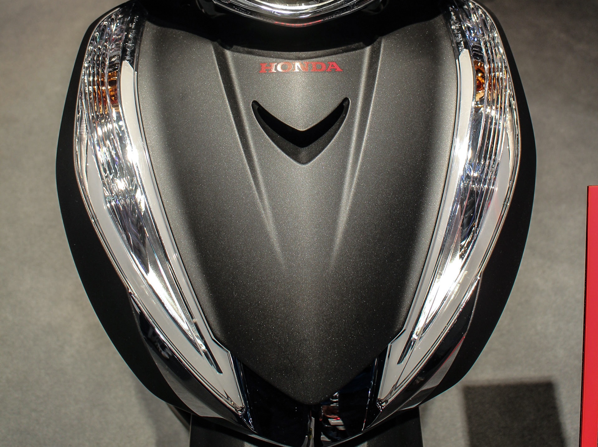 Honda SH 300i 2017 tai chau Au anh 5