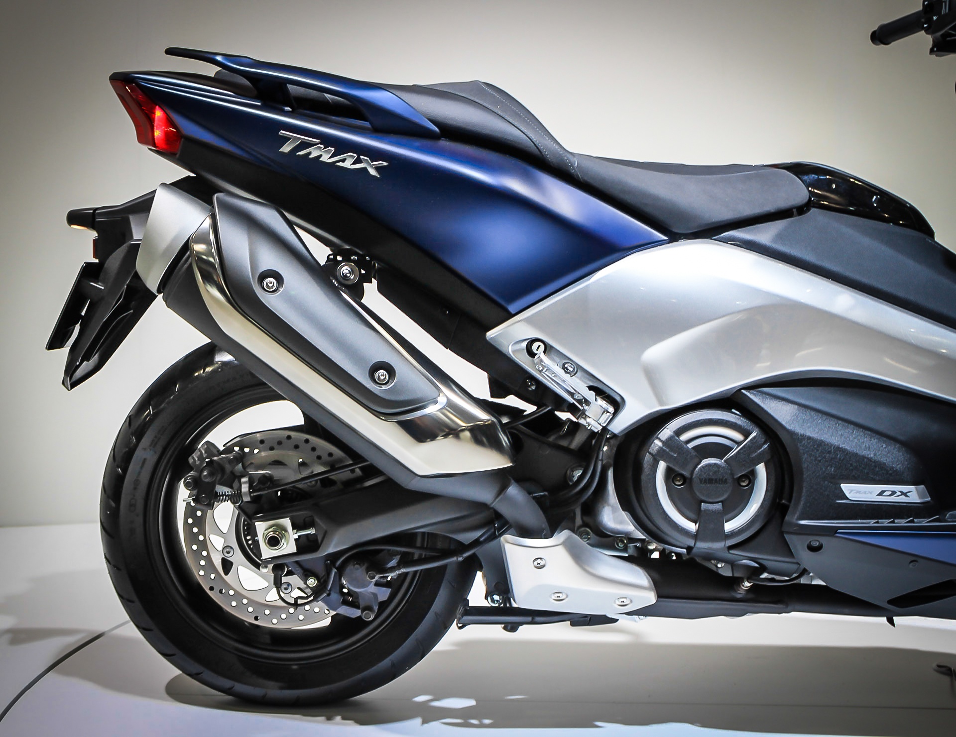 Yamaha TMAX 2016 trinh lang anh 7