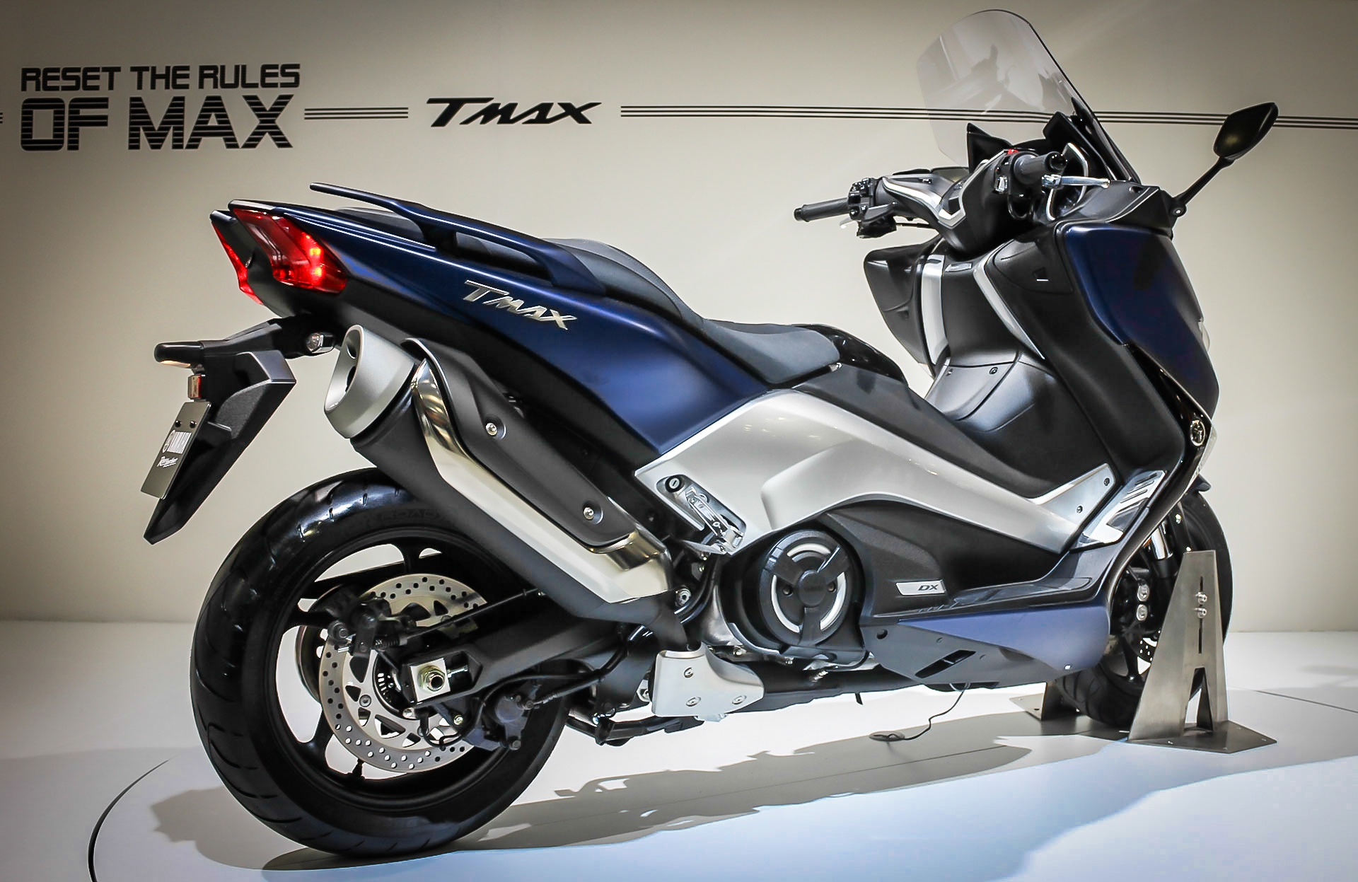 Yamaha TMAX 2016 trinh lang anh 5