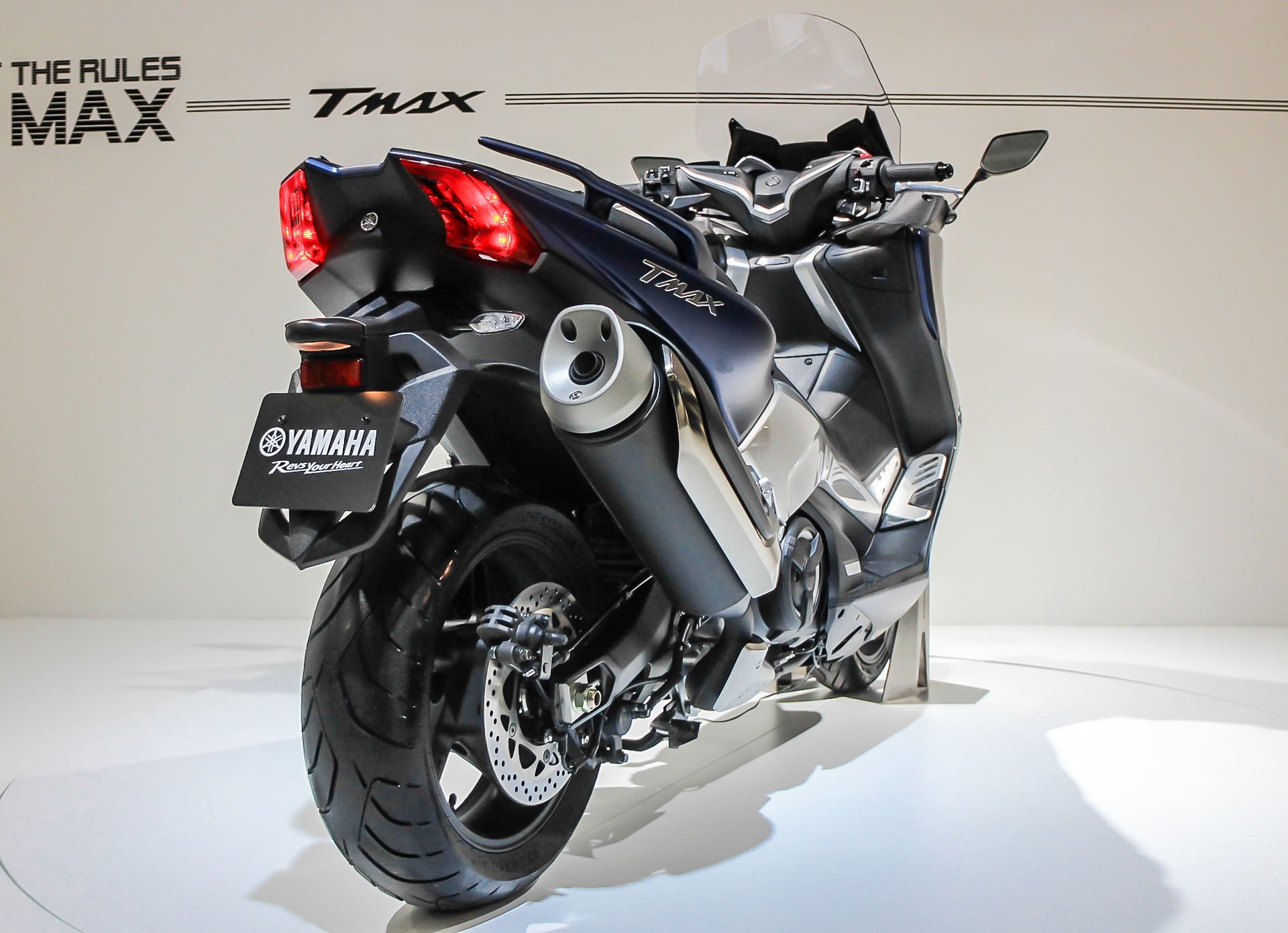 Yamaha TMAX 2016 trinh lang anh 9