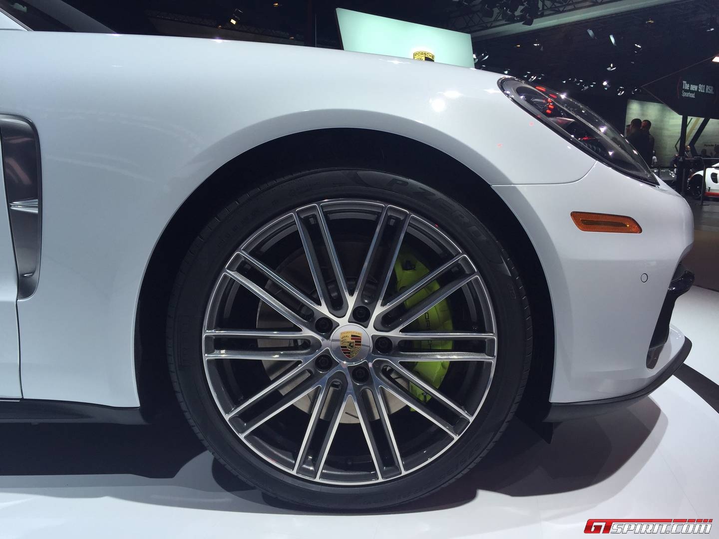 Porsche Panamera Executive 2016 anh 4