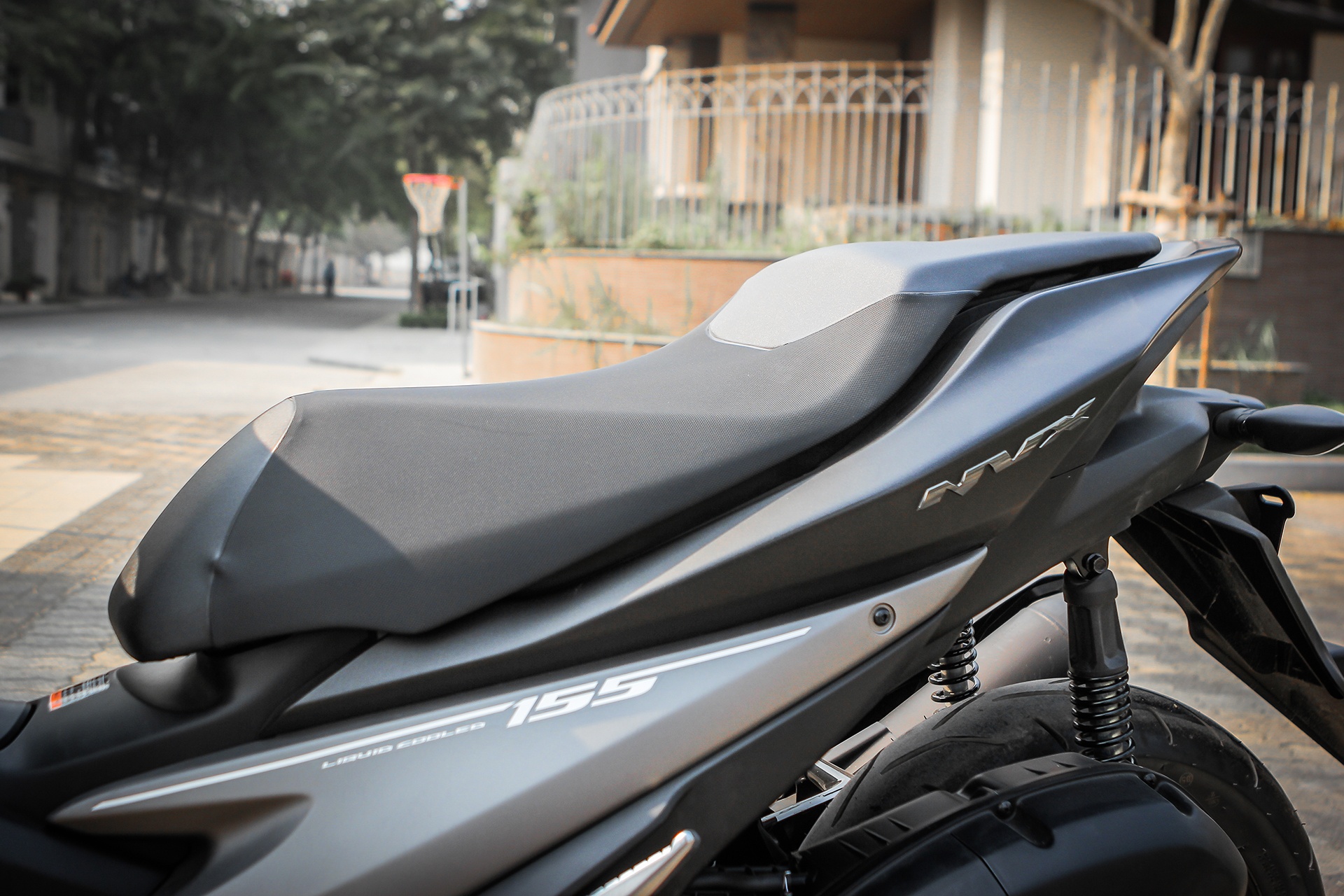 Yamaha NVX đen mờ ảnh 11 Yamaha NVX den mo anh 11