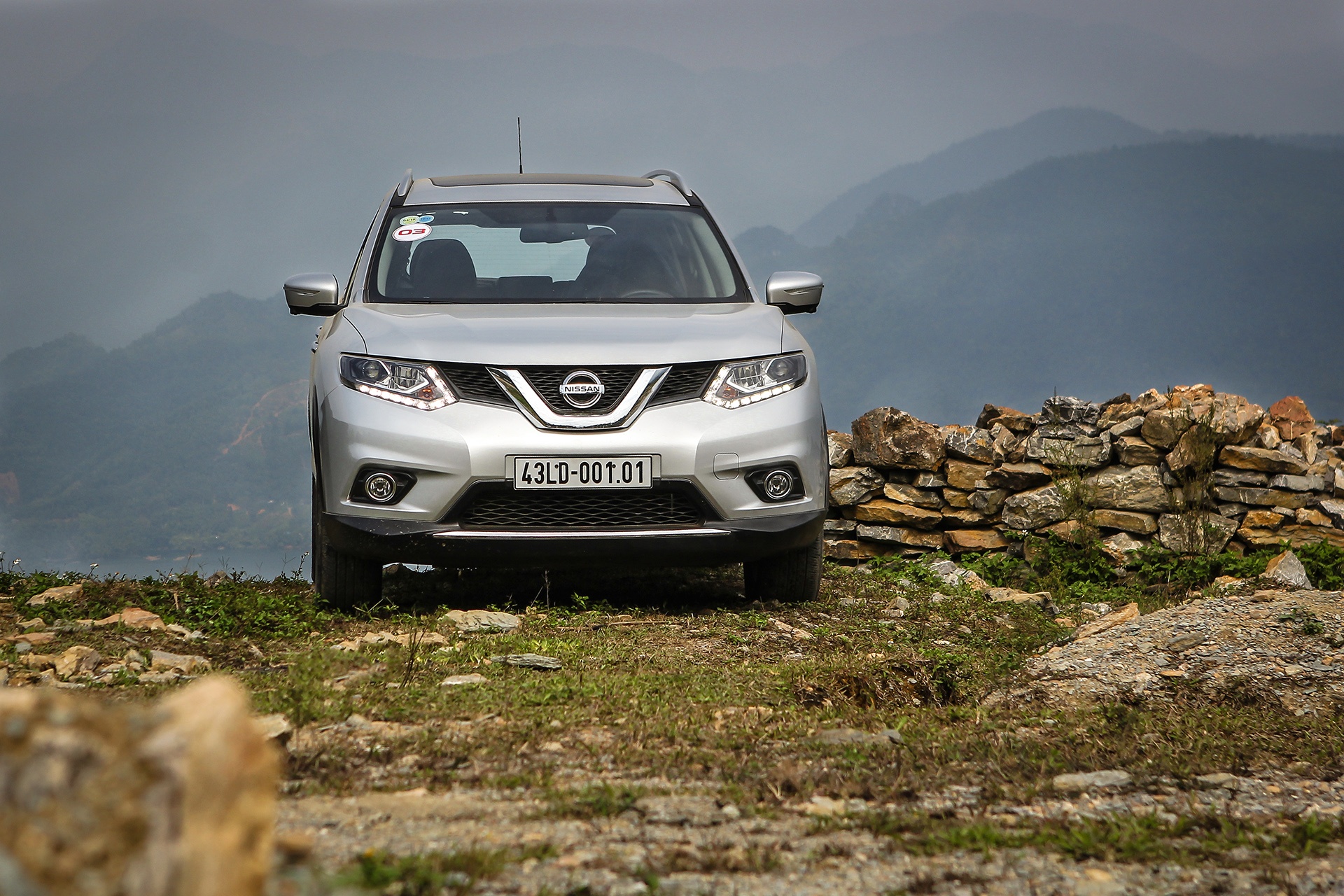 Nissan X-Trail 2016 thong so anh 2