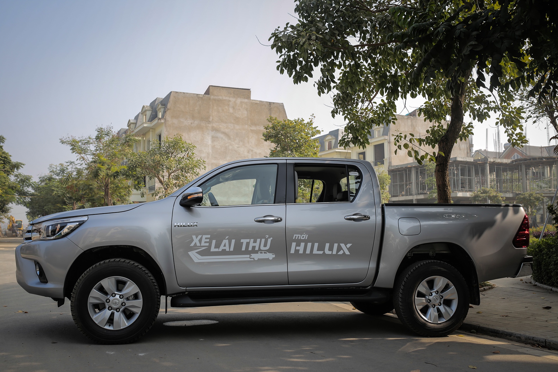 Toyota Hilux 2016 moi tai Viet Nam anh 4
