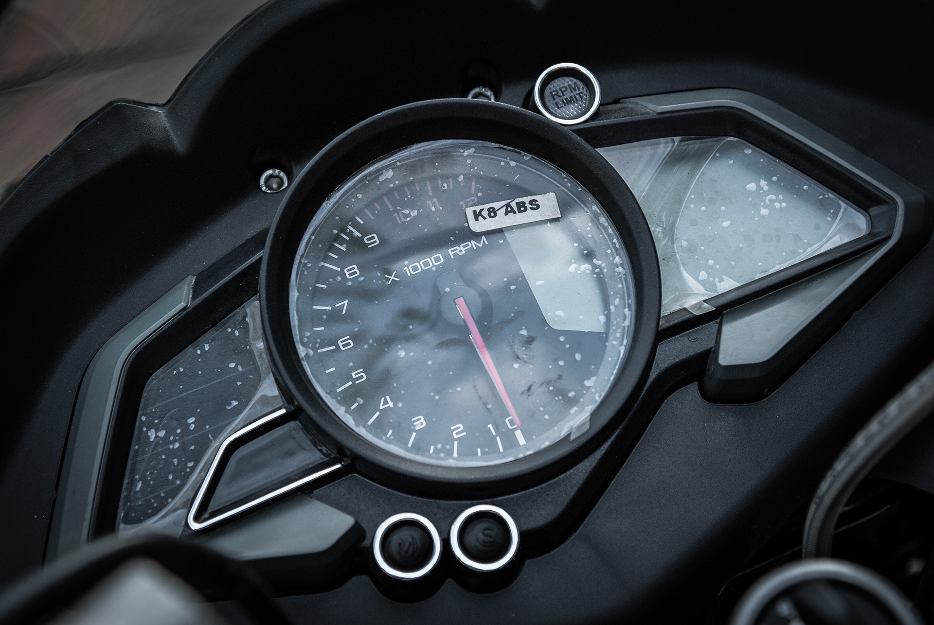 Bajaj Pulsar RS200 2017 gia bao nhieu anh 4