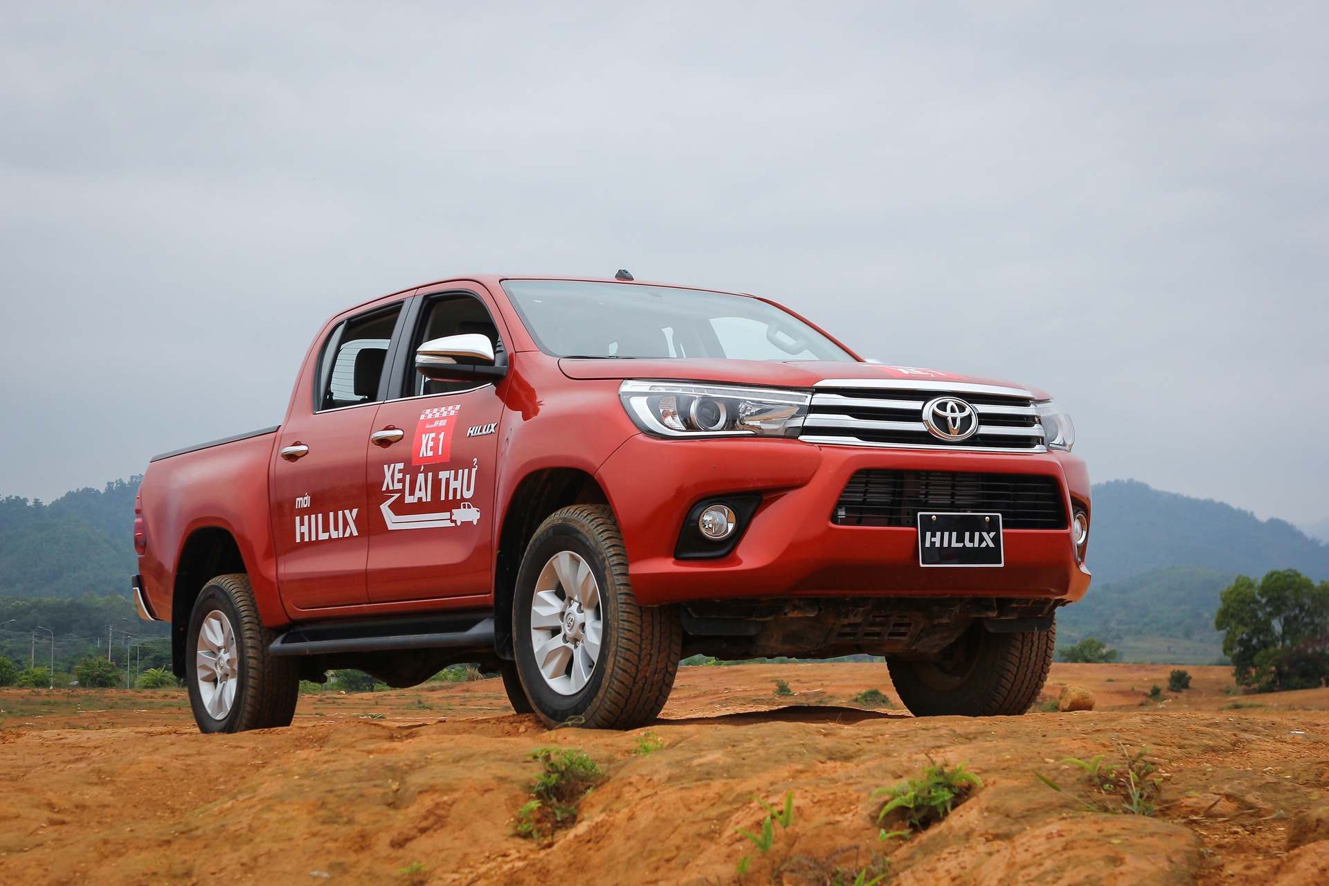 Toyota Hilux 2016 2.8G AT: Van hanh an tuong, cach am tot hinh anh