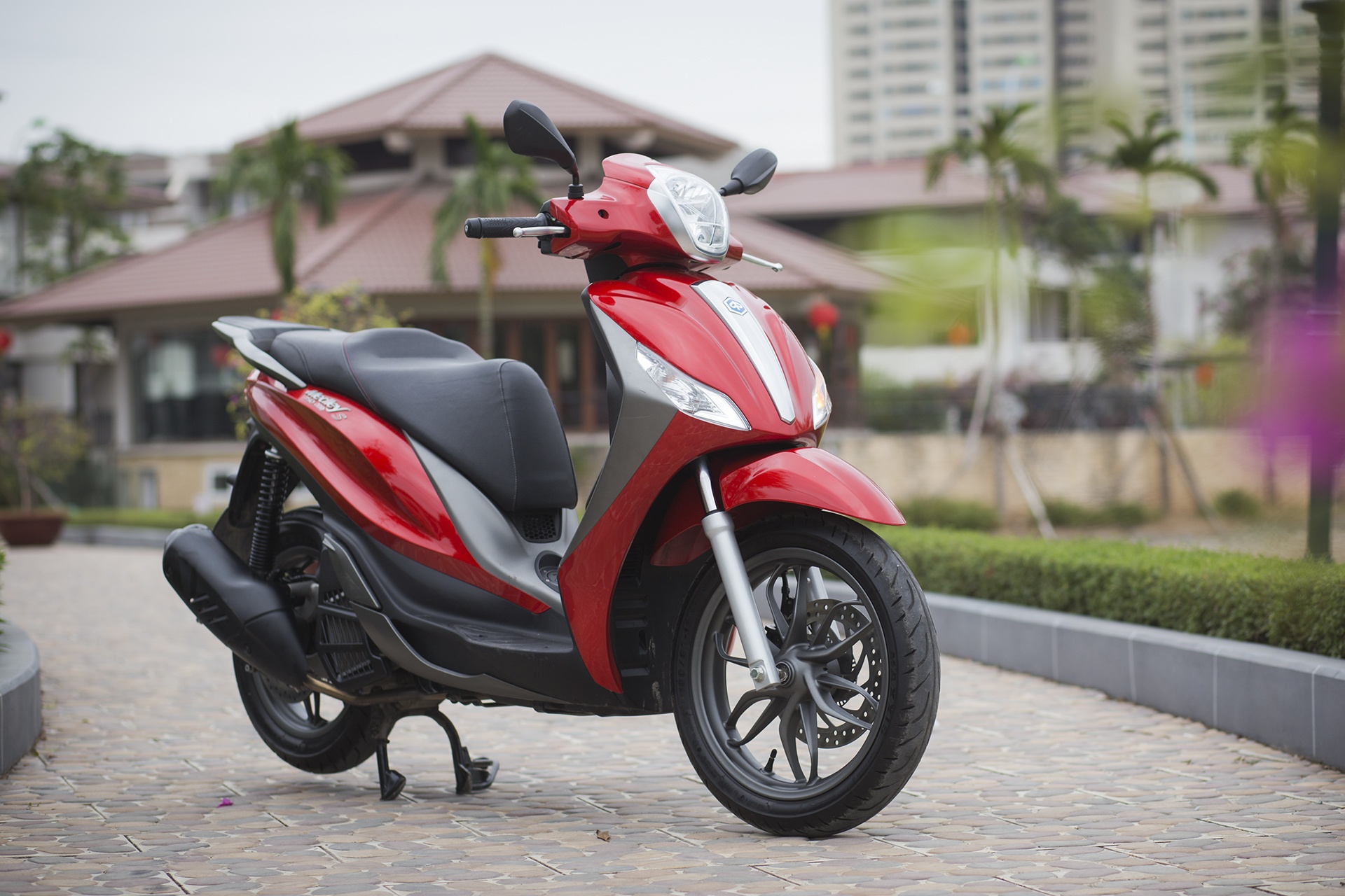 Danh gia Piaggio Medley 150S ABS - doi thu cua Honda SH hinh anh