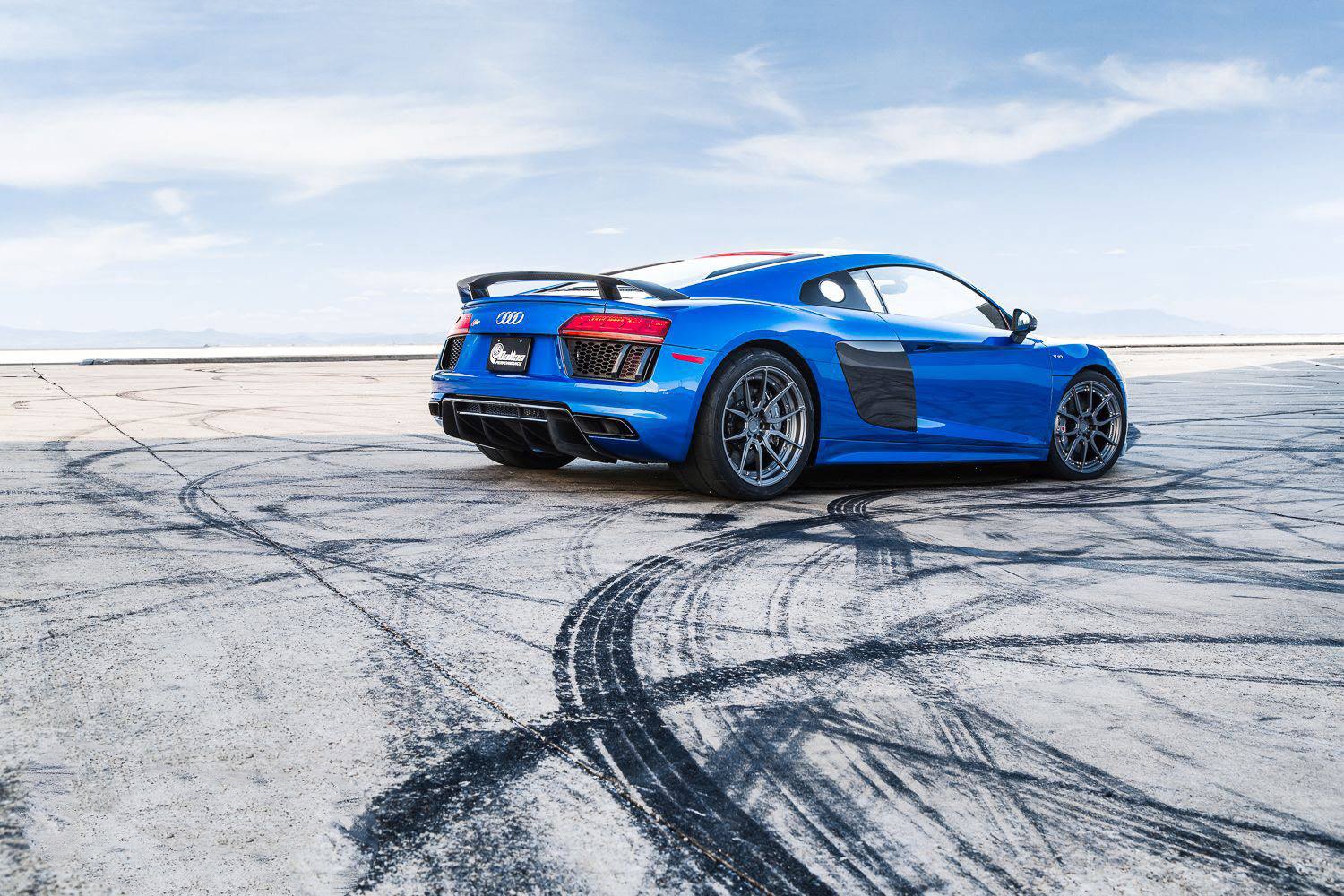 Sieu xe Audi R8 V10 Plus 2017 do anh 2