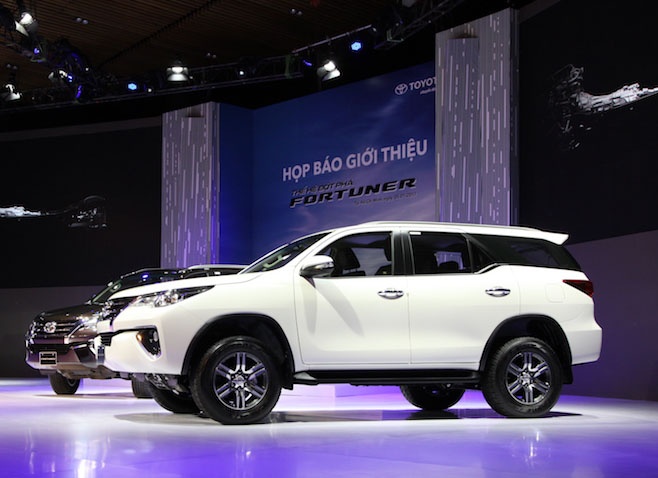 Toyota Fortuner 2017 gia cao nhat 1,3 ty tai Viet Nam hinh anh