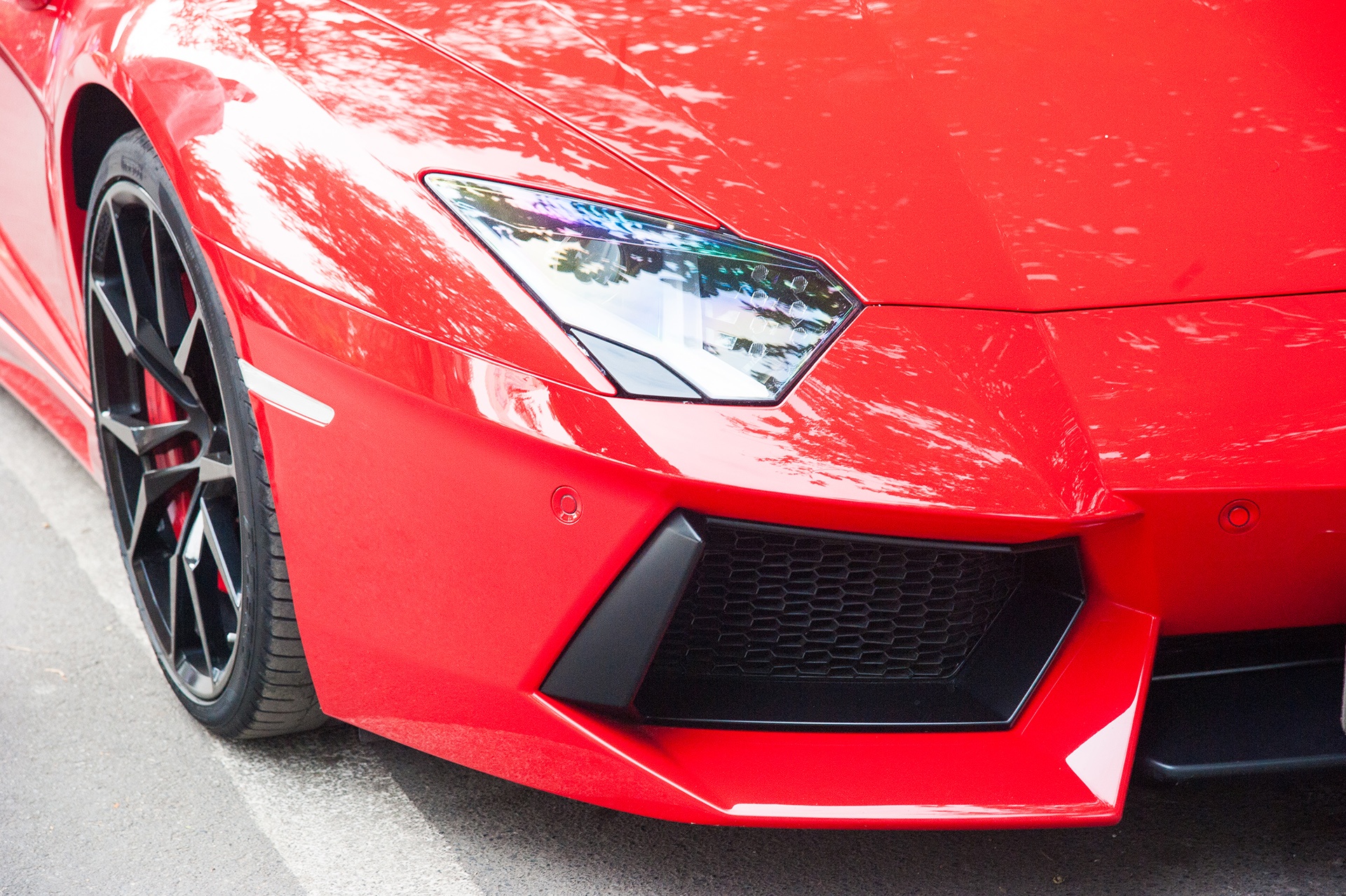 Lamborghini Aventador Roadster hon 20 ty tai Ha Noi anh 5