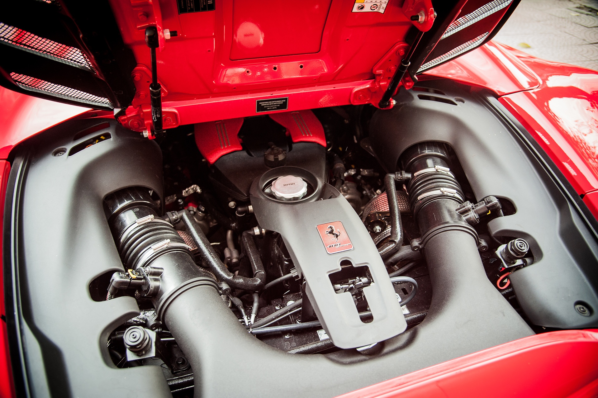 sieu xe Ferrari 488 GTB Spider tai Viet Nam anh 7