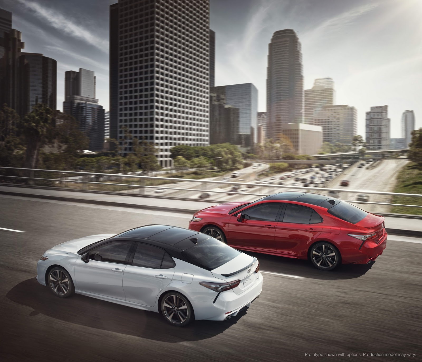 Toyota Camry 2018 gia bao nhieu anh 3