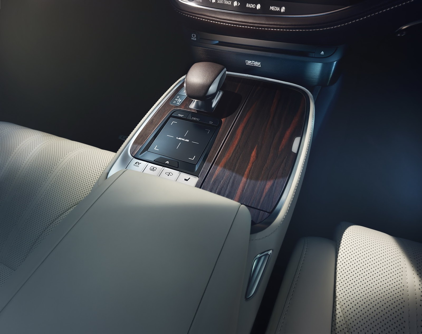 Lexus LS 2018 ra mat anh 8