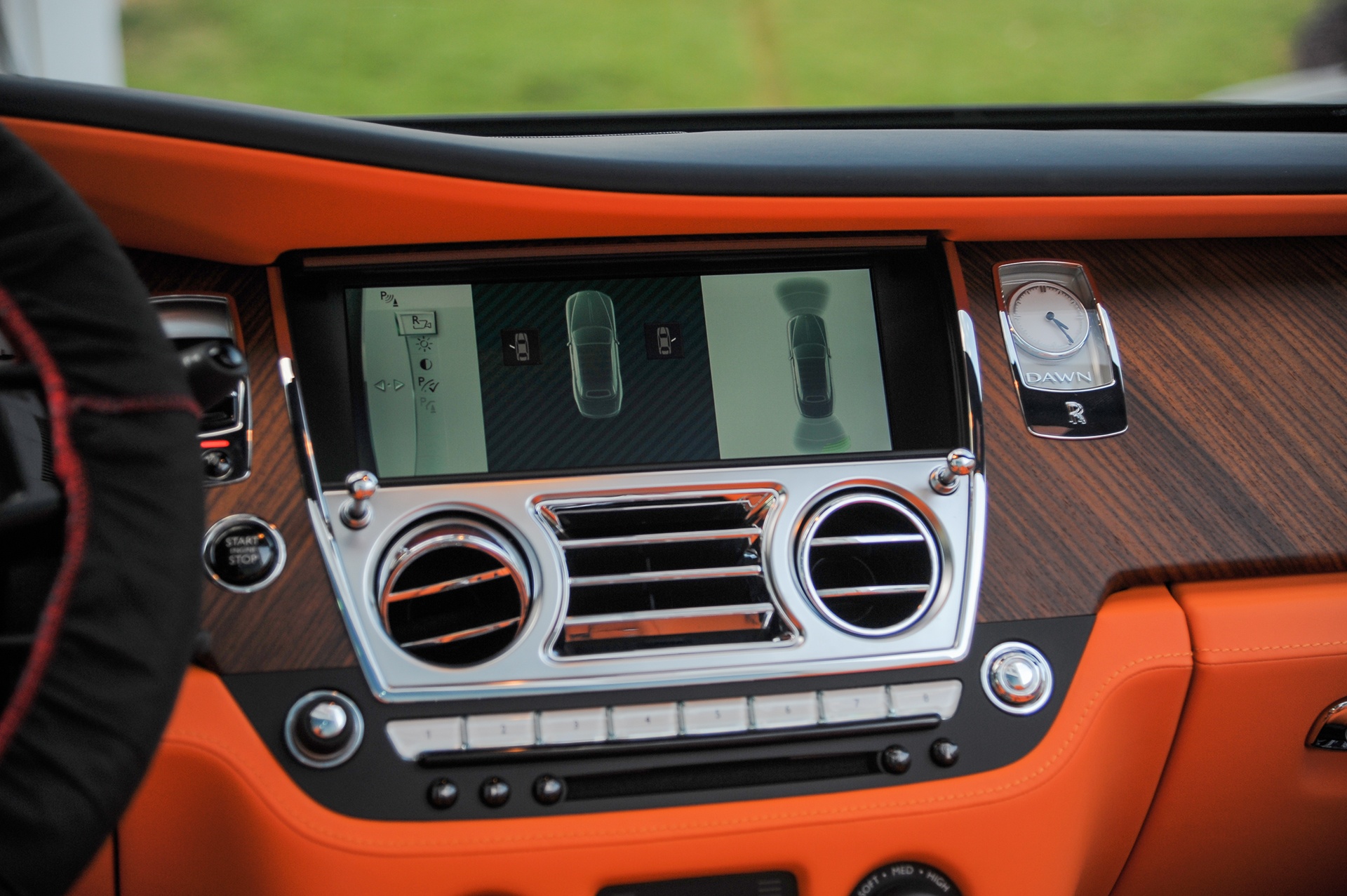 Rolls-Royce Dawn doc nhat Viet Nam anh 9