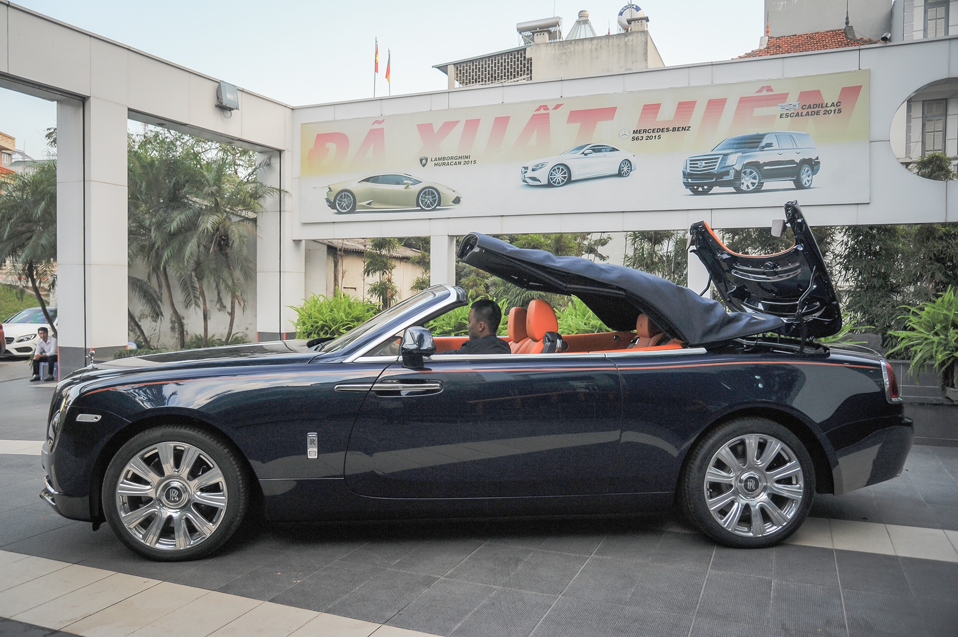 Rolls-Royce Dawn doc nhat Viet Nam anh 3