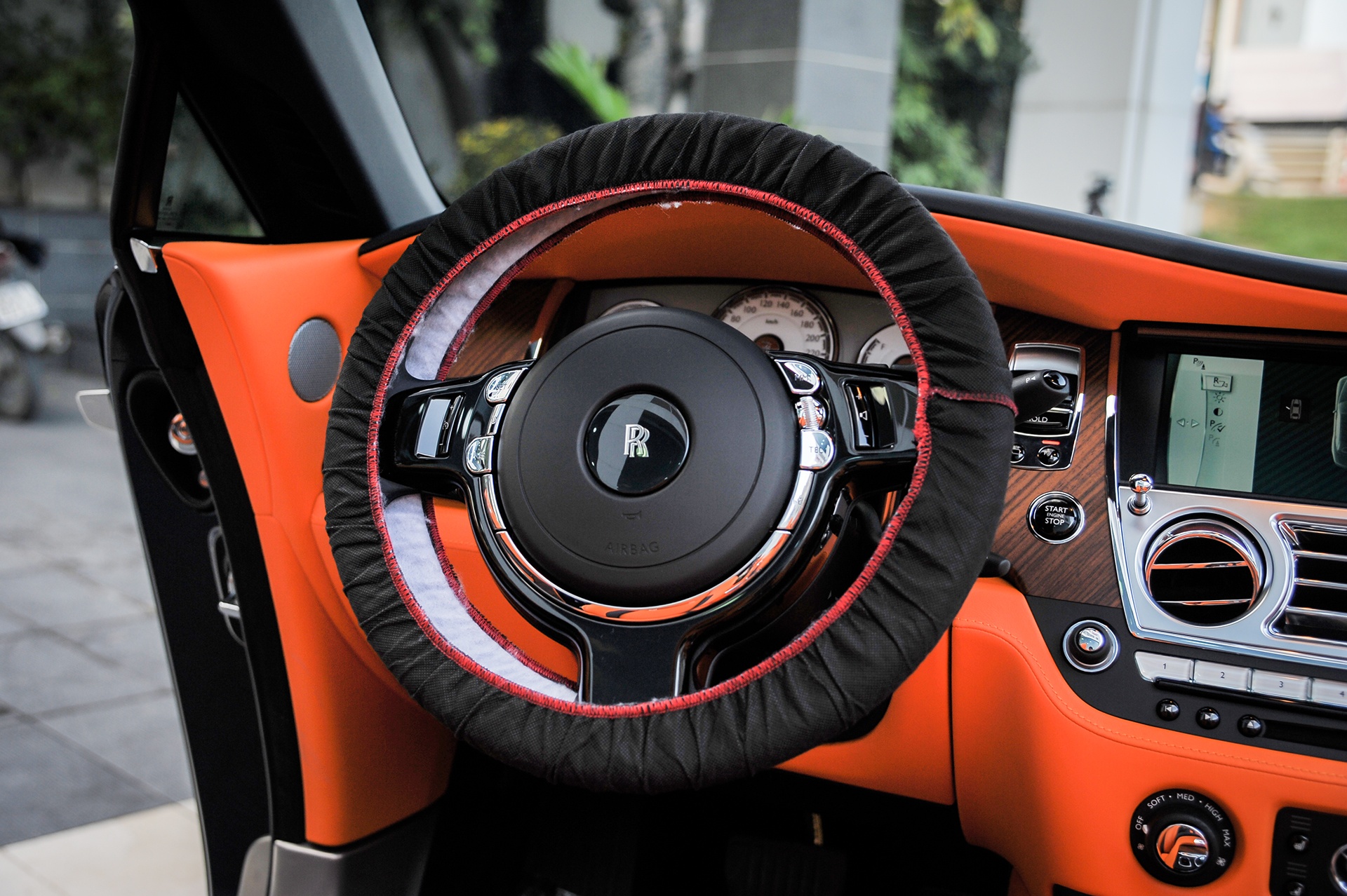 Rolls-Royce Dawn doc nhat Viet Nam anh 10