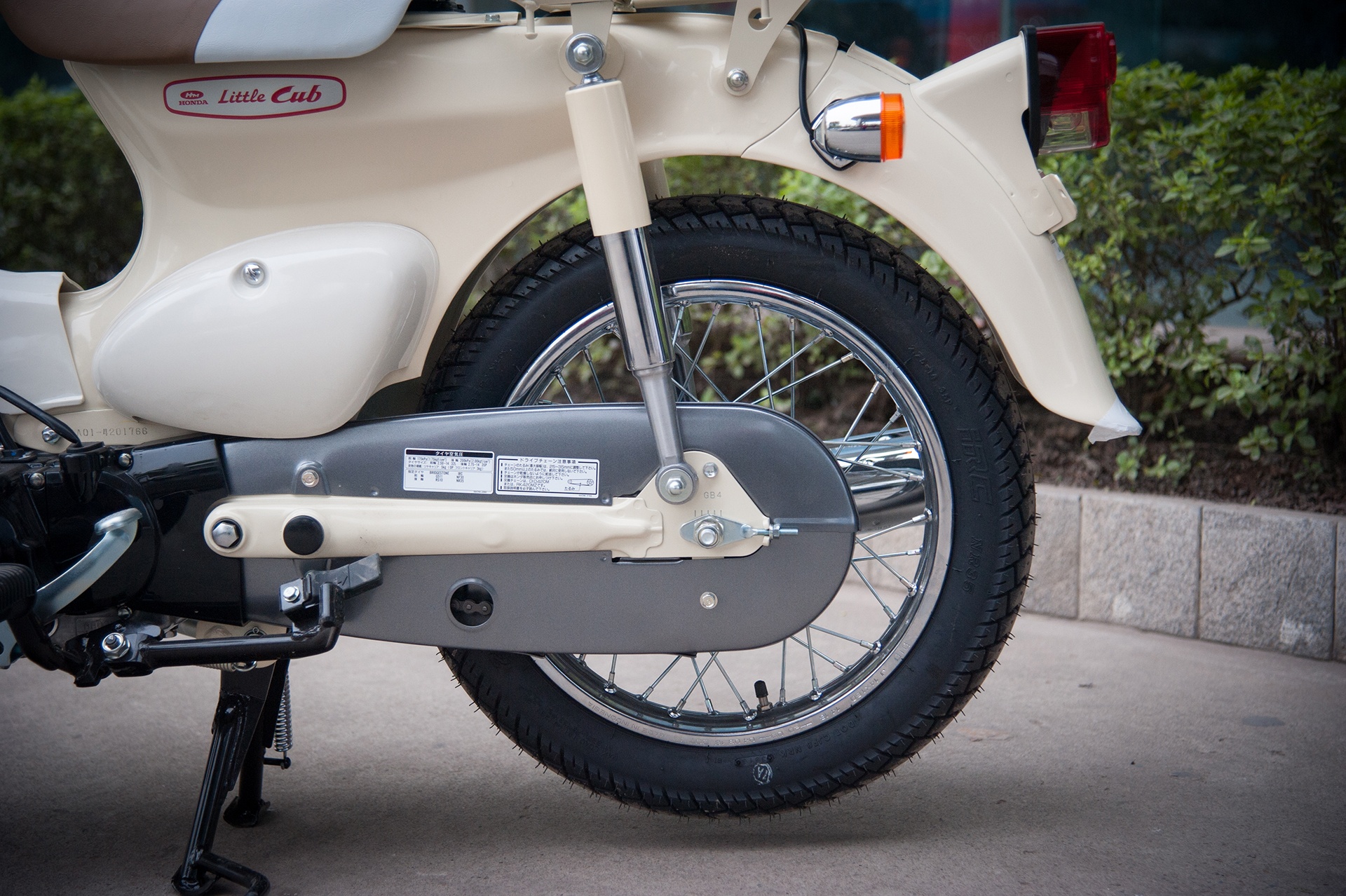 Honda Little Cub Fi 2017 tai Viet Nam anh 10