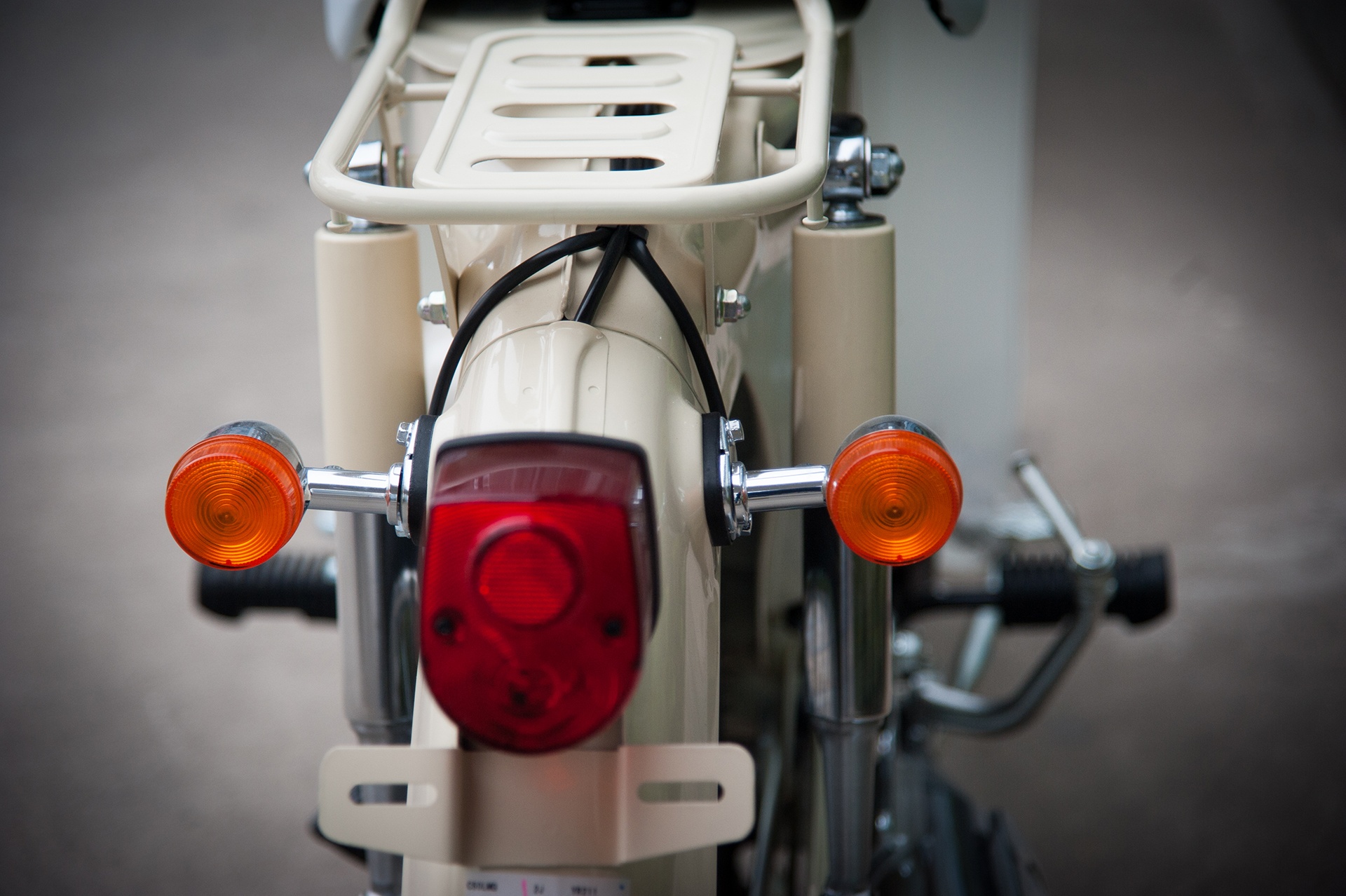 Honda Little Cub Fi 2017 tai Viet Nam anh 7