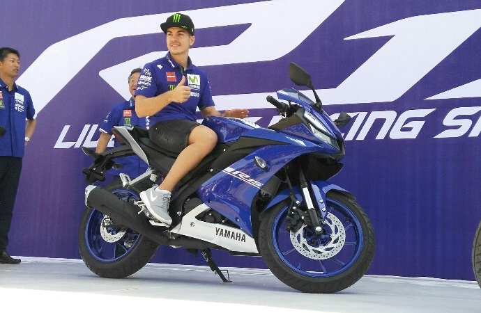 Chi tiet Yamaha YZF-R15 2017 moi ra mat hinh anh