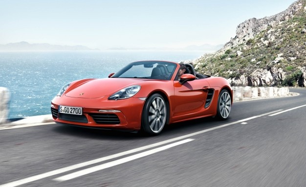 Gia oto ngay cang tang manh anh 1