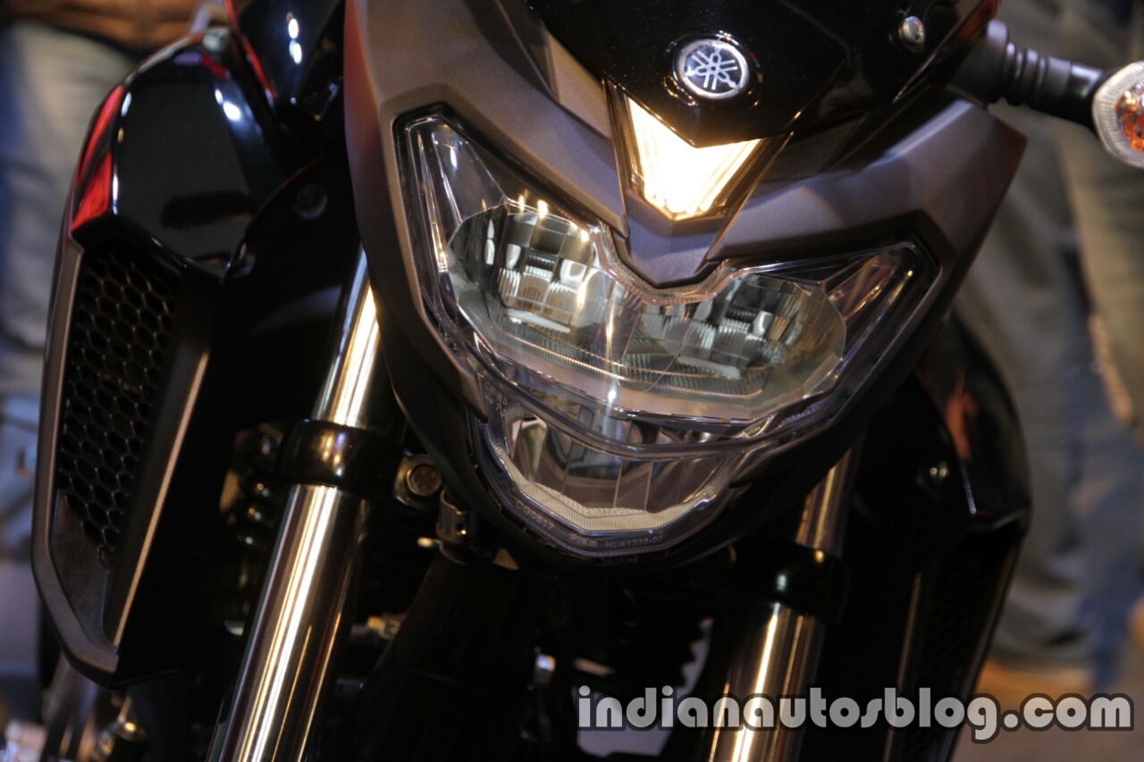 Yamaha FZ 25 moi ra mat anh 3