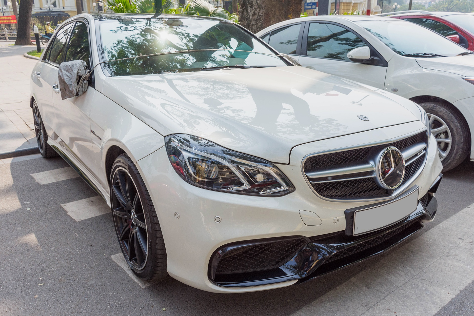 Mercedes E63 S AMG tai Viet Nam anh 2