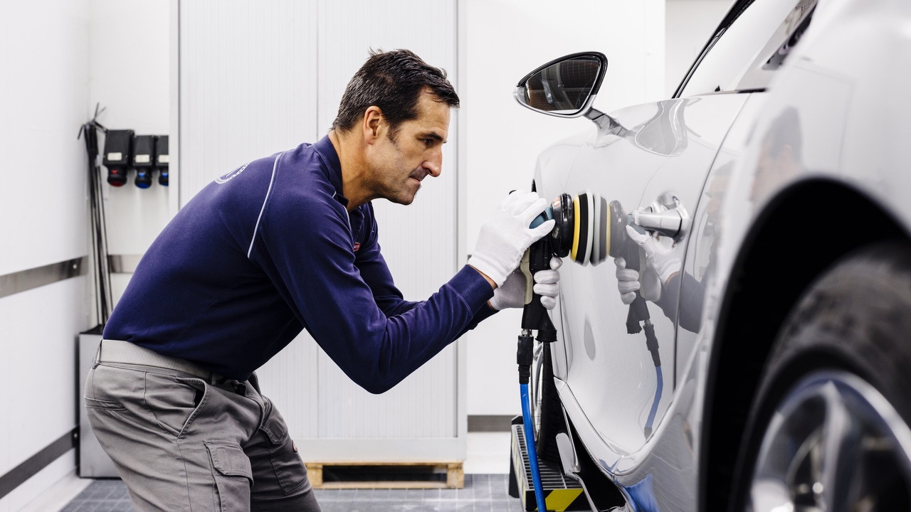 noi san xuat Bugatti Chiron anh 8