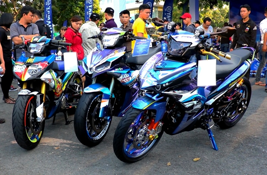 Dan xe Exicter do khung khoe ve dep tai TP.HCM hinh anh