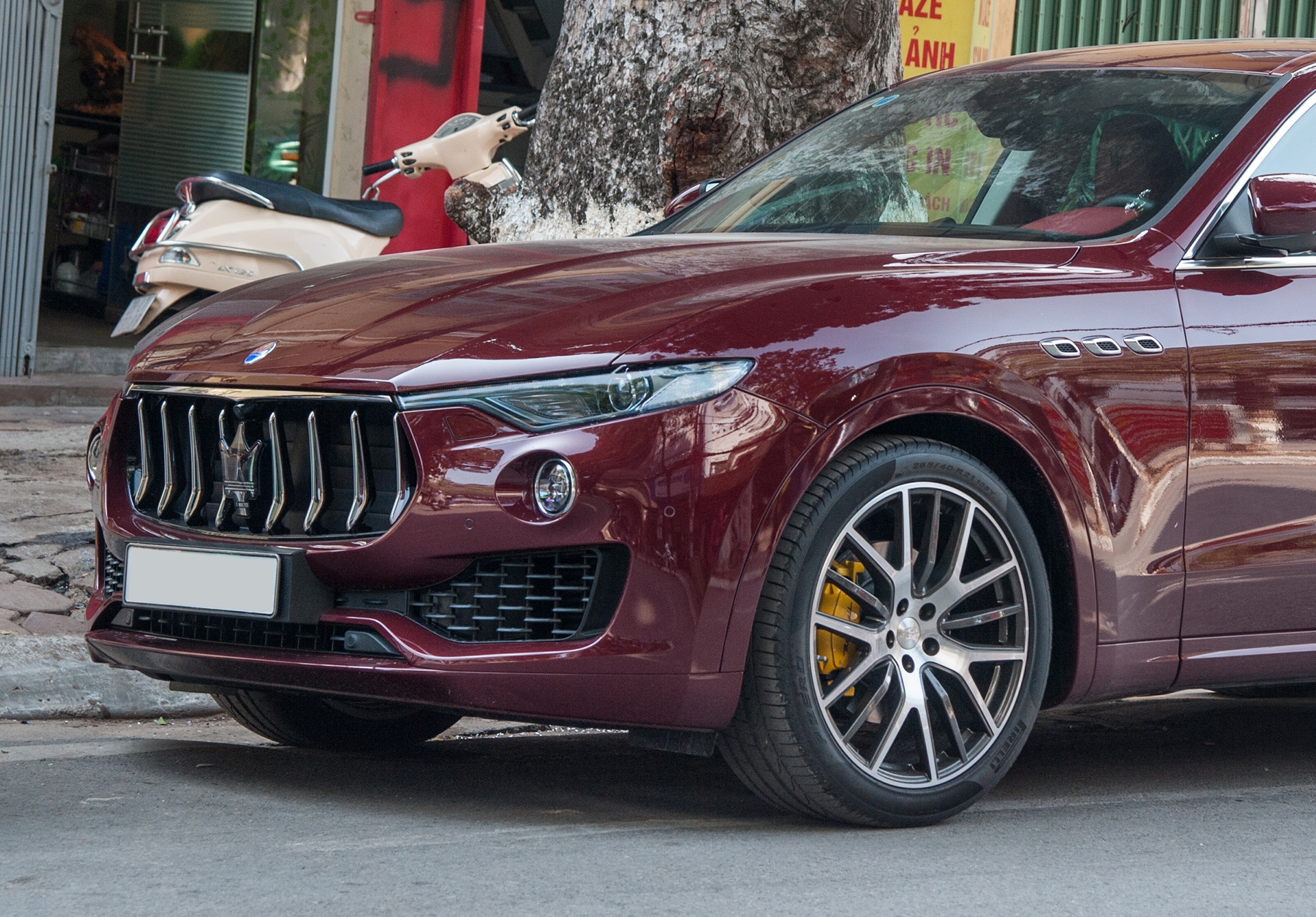 Maserati Levante mau doc tai Viet Nam anh 6
