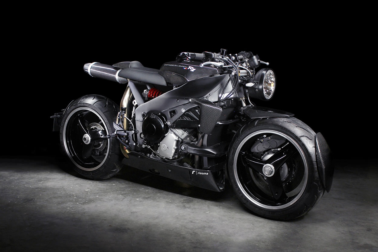 Yamaha YZF-R1 độ kiểu dáng lạ ảnh 1 Yamaha YZF-R1 do kieu dang la anh 1