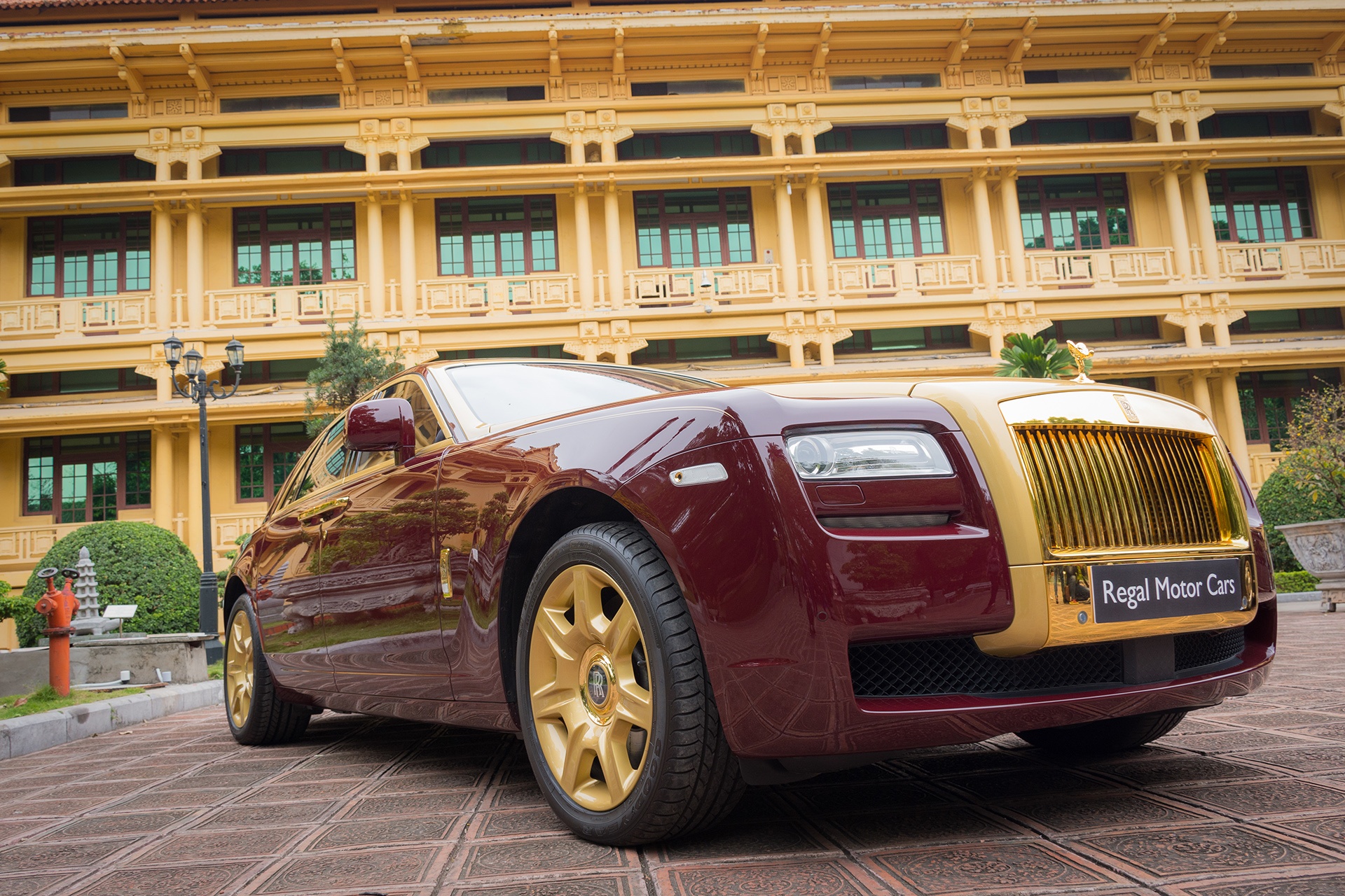 Rolls-Royce doc tai Viet Nam anh 2